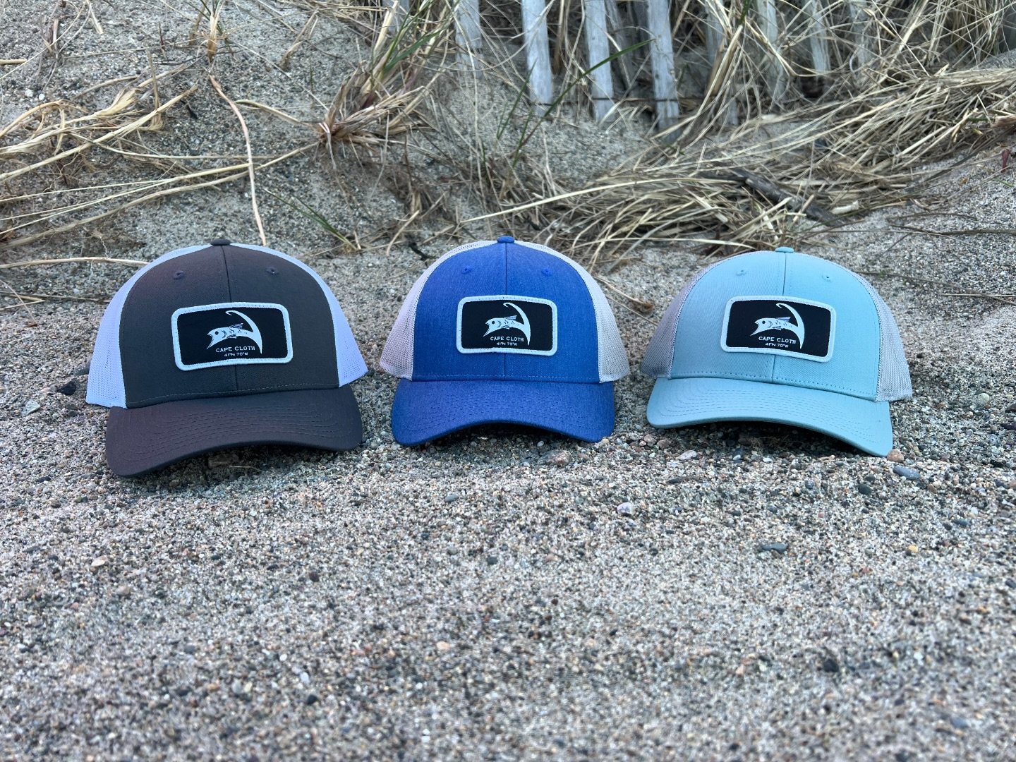 🚨NEW IN THE SHOP!!!🚨 We love this new Foreshore Trucker patch design so much we made three different colors! They have a low profile that delivers a more tailored shape and adjustable snapback for an ideal fit for all sizes! Available now online‼️
