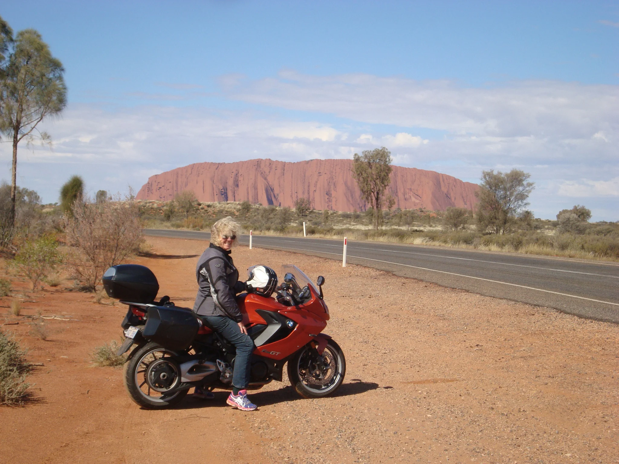 Outside Uluru/Lynne Oakes