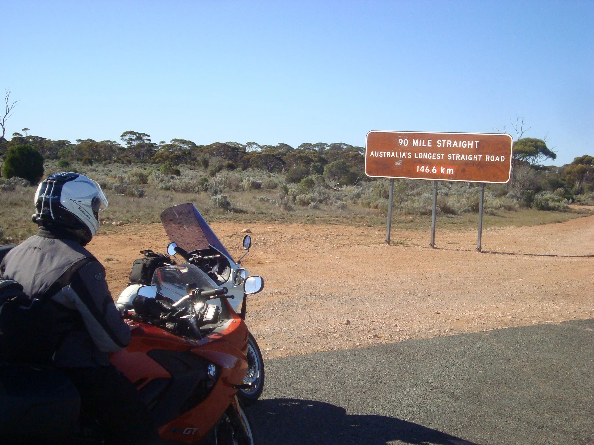 The 90 Mile Straight/Lynne Oakes