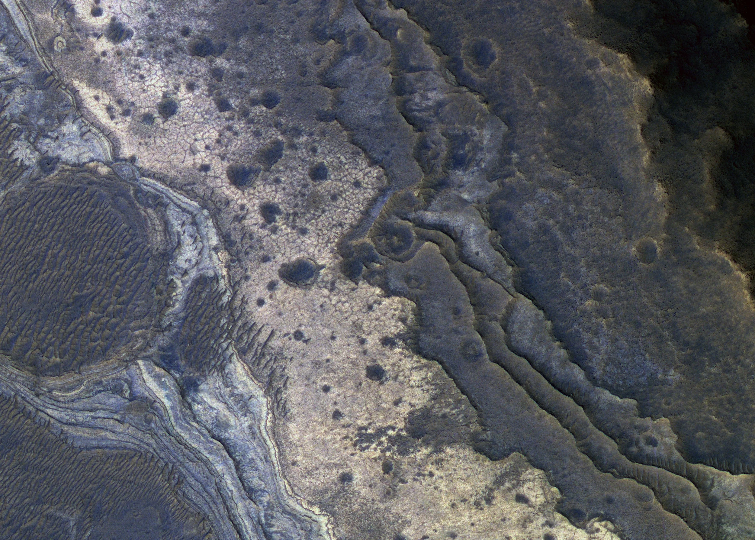 mars OpalUnit_HiRISE_Milliken.jpg
