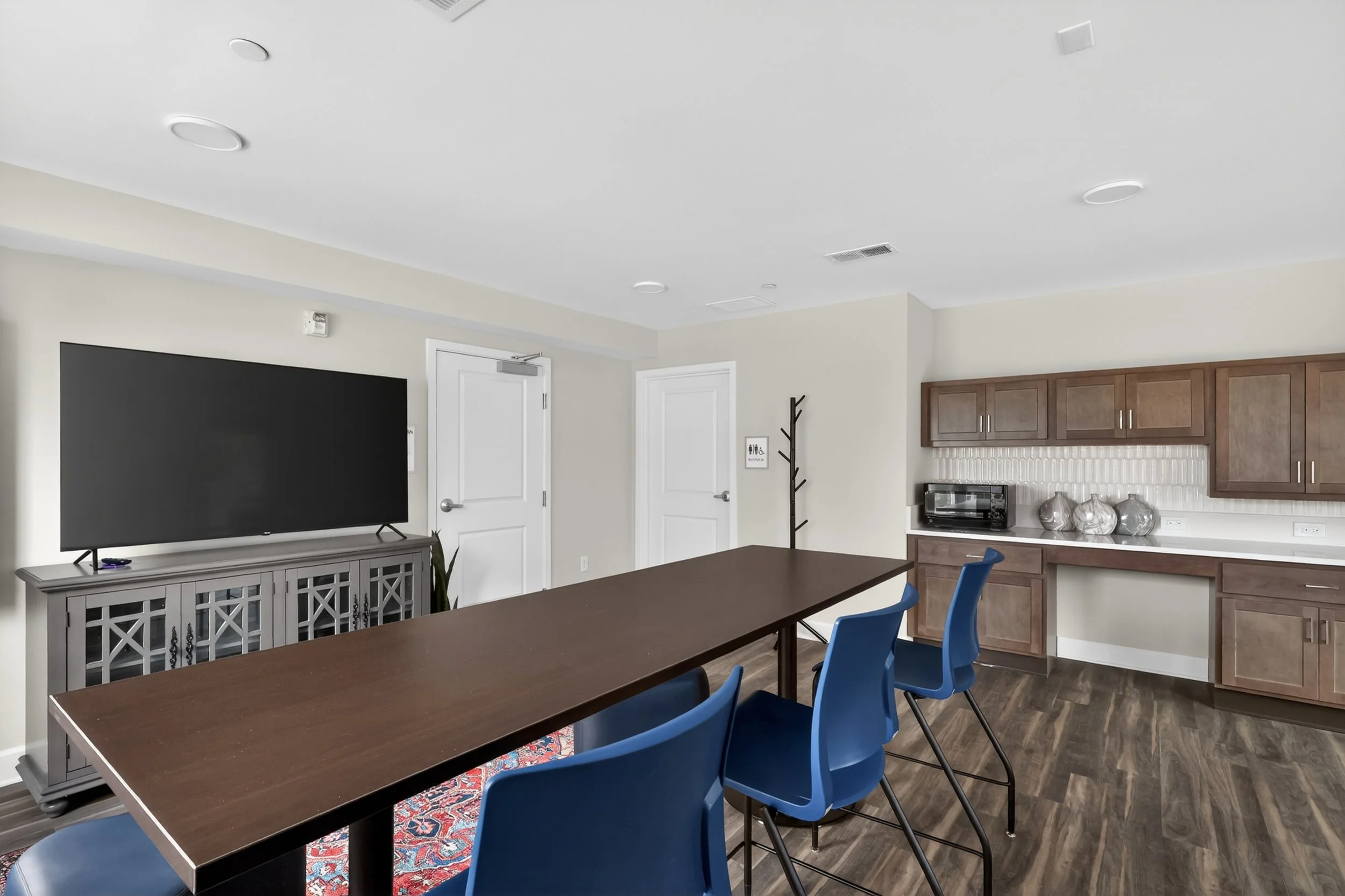 33-Amity A Bldg-112.jpg