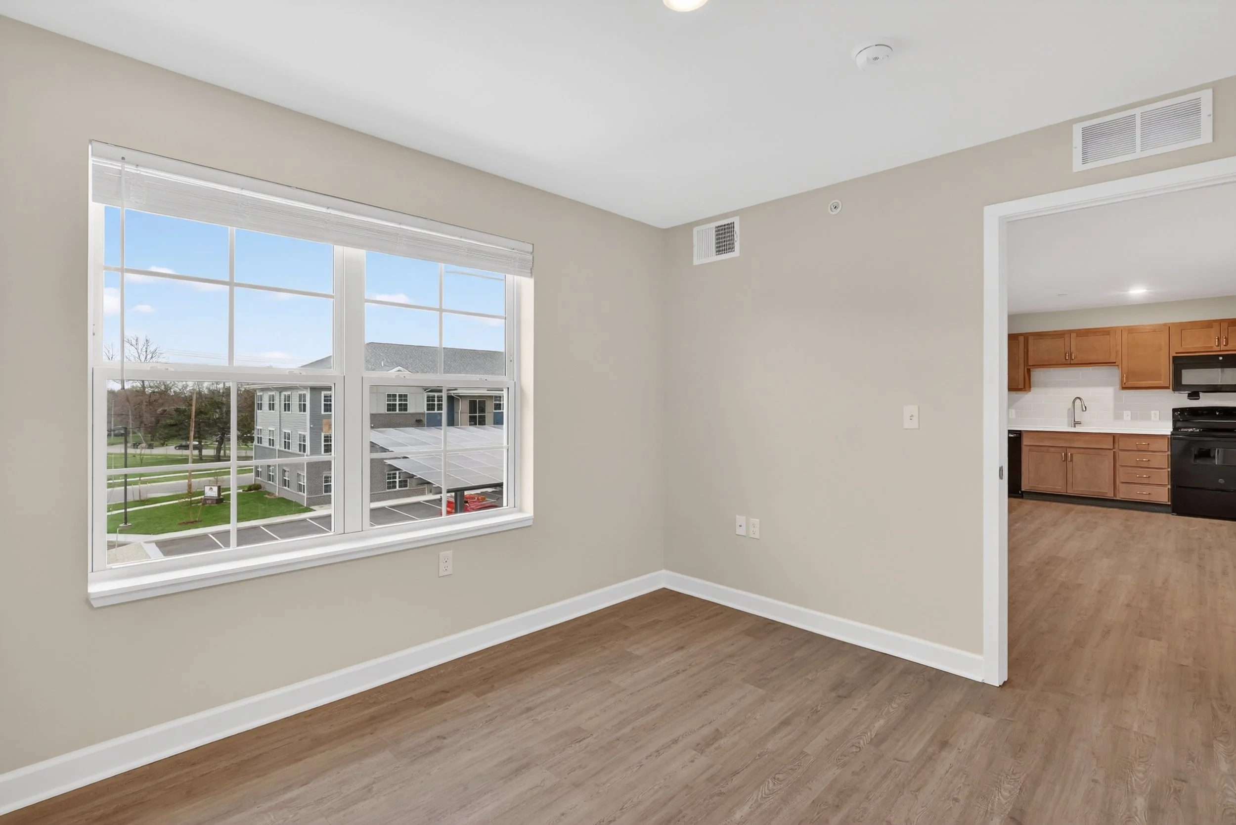 14-148-Allen-Ave-Event-WindowStill-Photography.jpg