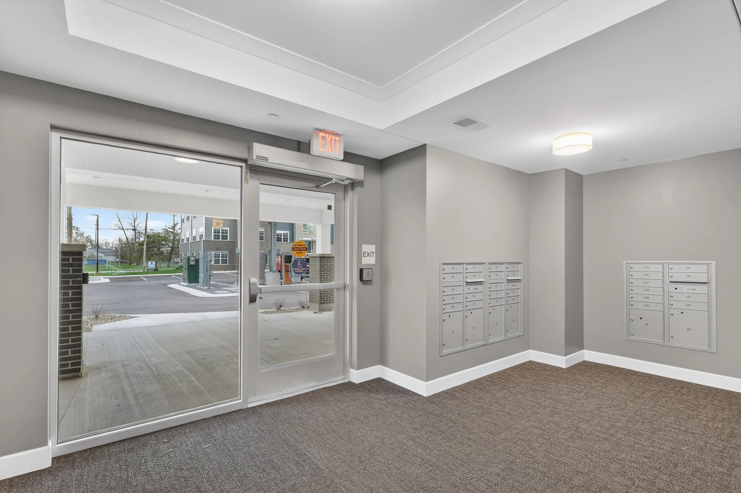 06-148-Allen-Ave-Event-WindowStill-Photography.jpg