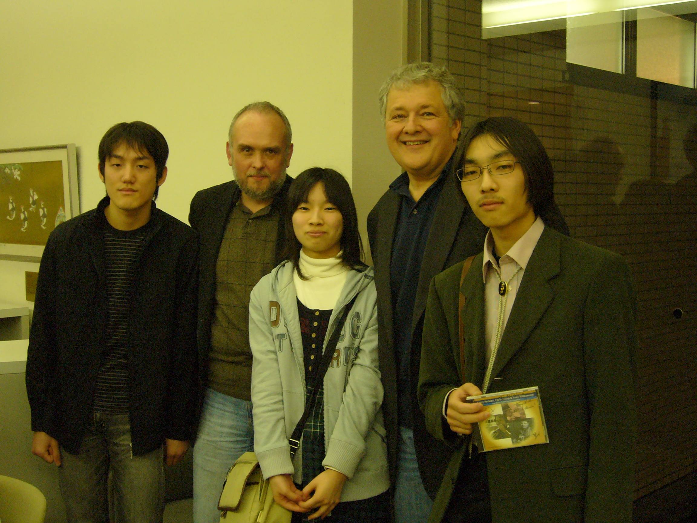 Tony, Larry Perkins and fans in Japan 2008