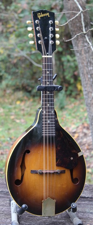 Gibson A-40 — Mandolin Central