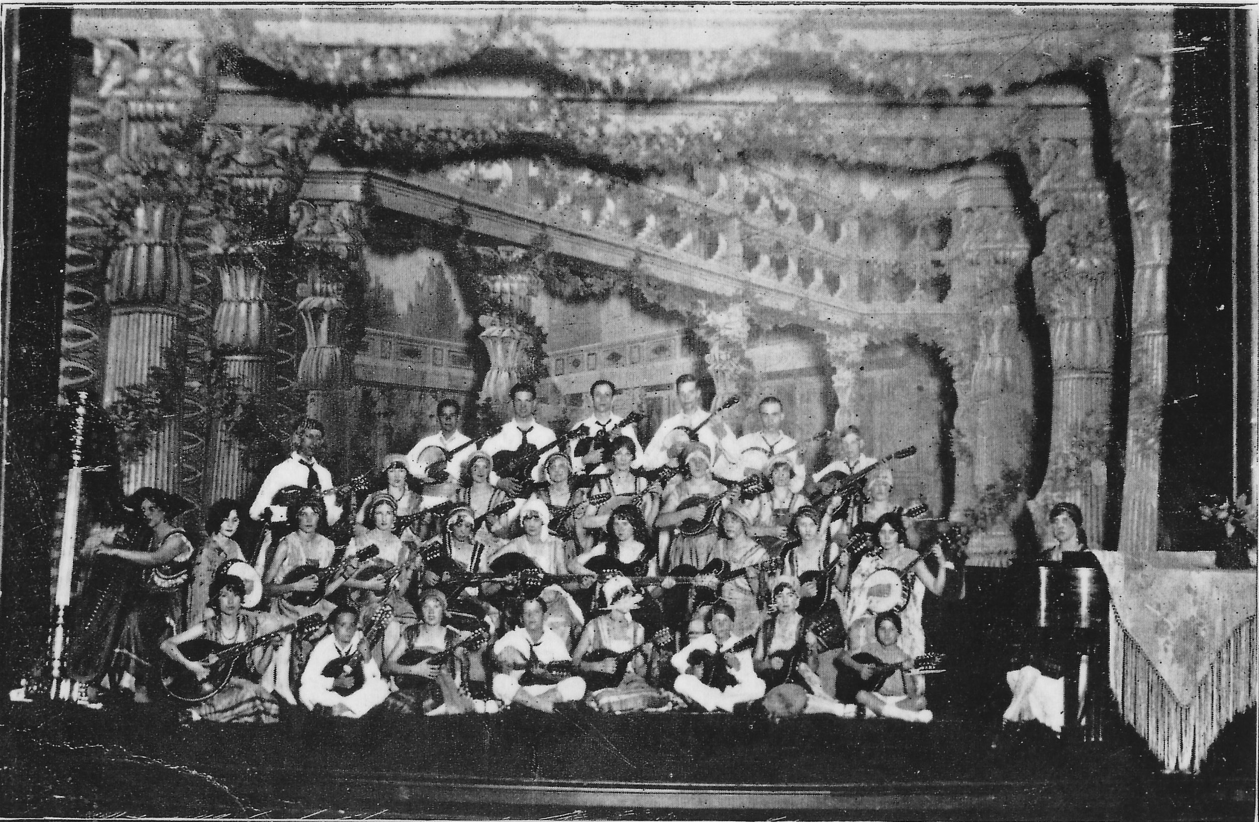 Breaking News 1923 — Mandolin Central photo