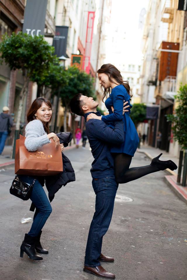 Major photobomb by her twin sister! Haha!
