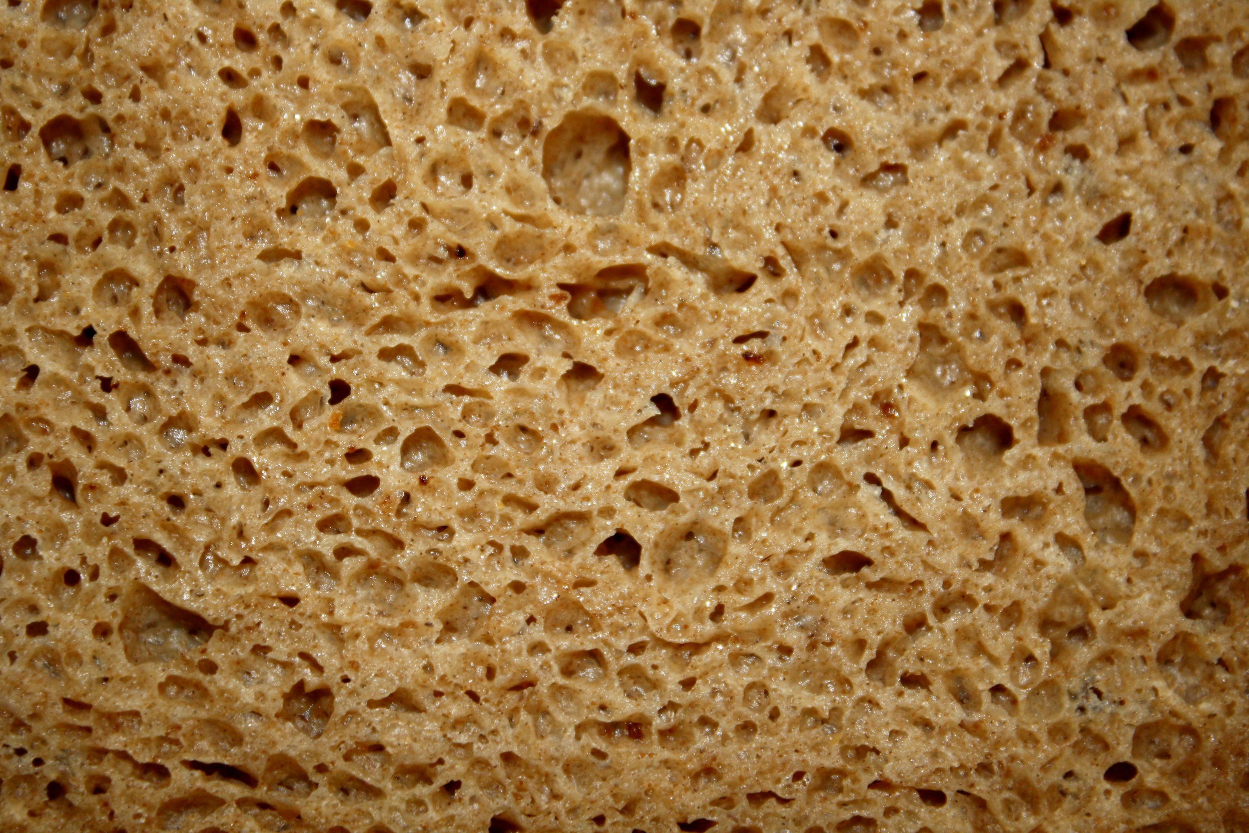 brown-bread-slice-close-up-texture.jpg