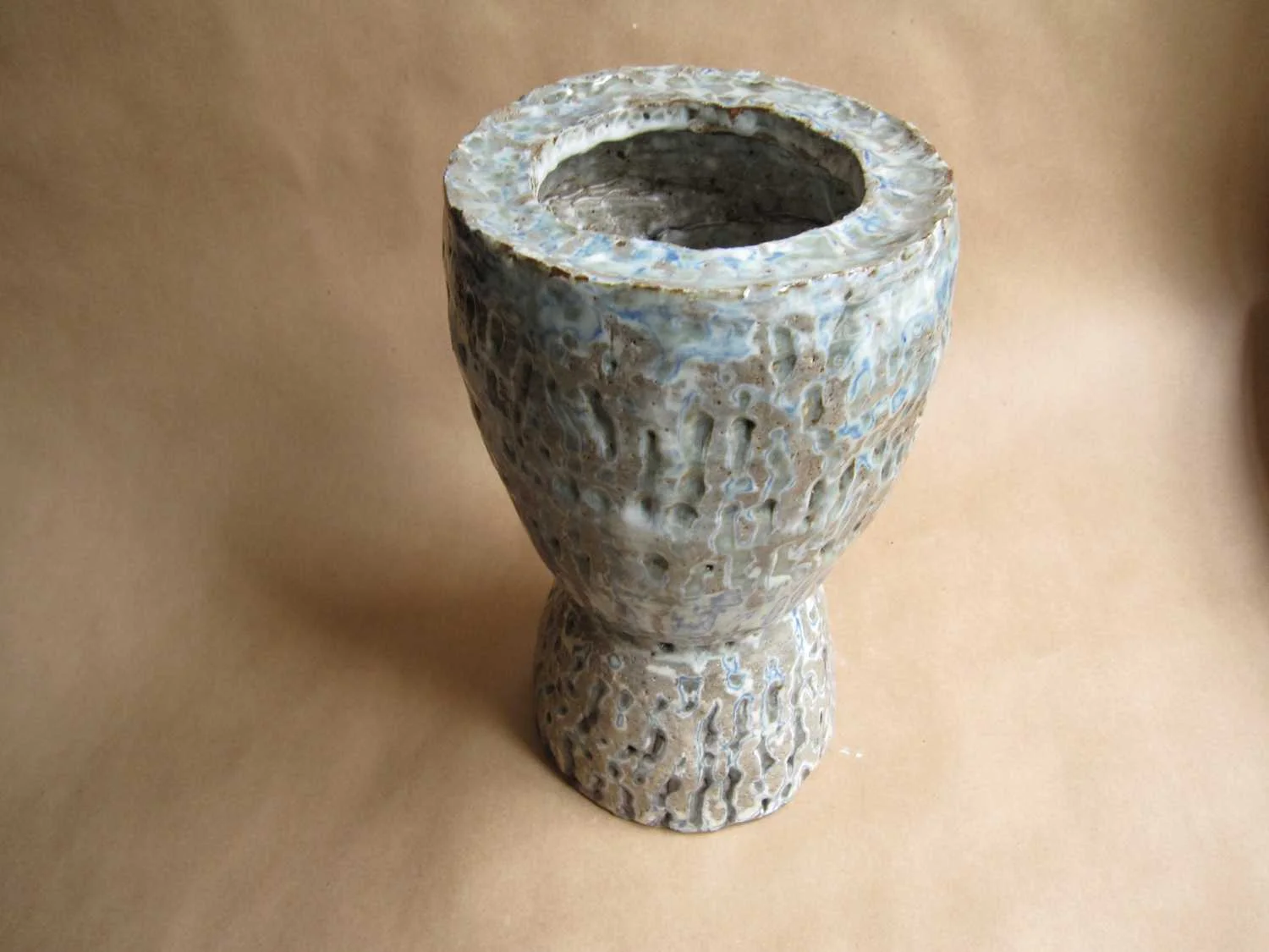 Hydric, 11x6x6"