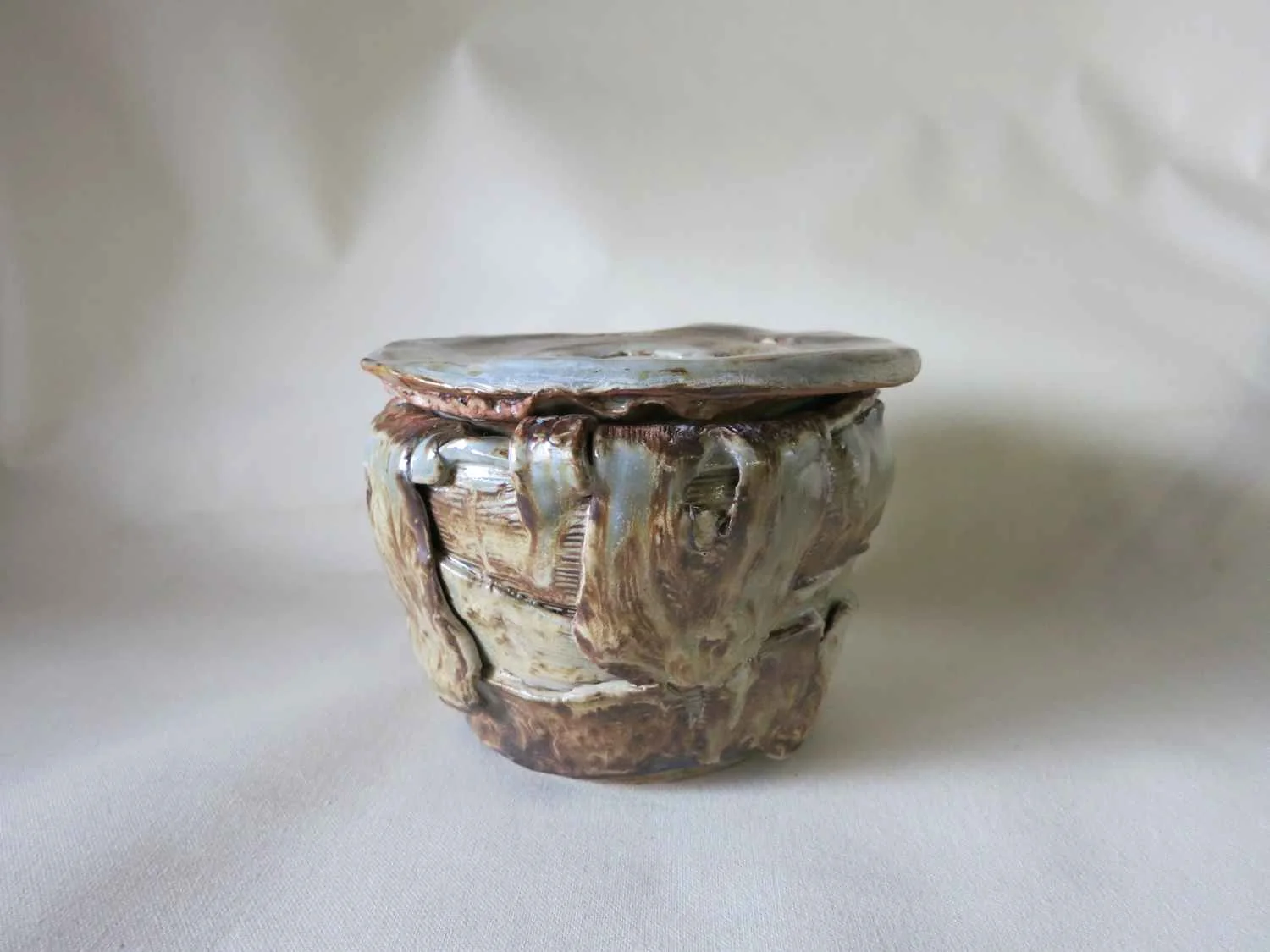 Lidded Stonemelt, 2013, stoneware, 5x7x7"