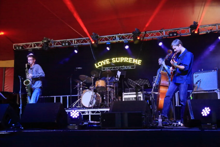 Partikel at Love Supreme Festival