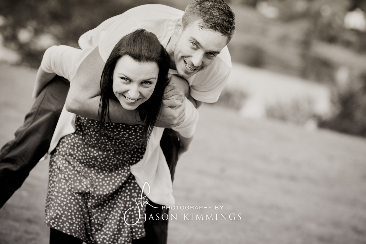 Engagement-shoot-Linlithgow-Palace-11.jpg