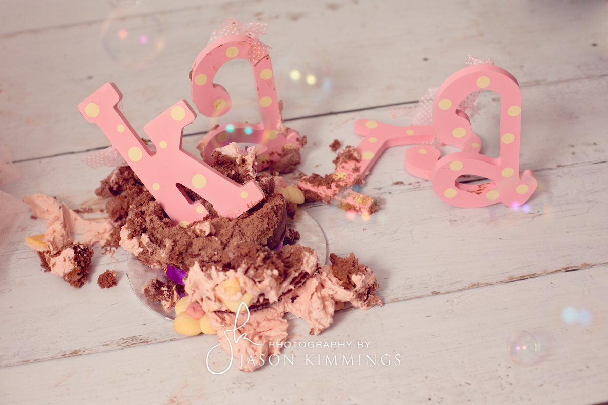 Bathgate-West-Lothian-baby-cake-smash-photography-Kara-4.jpg