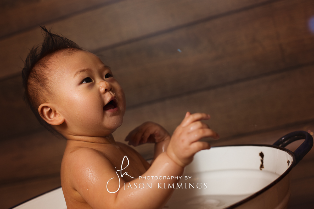 Bathgate-West-Lothian-baby-cake-smash-photography-Kara-11.jpg