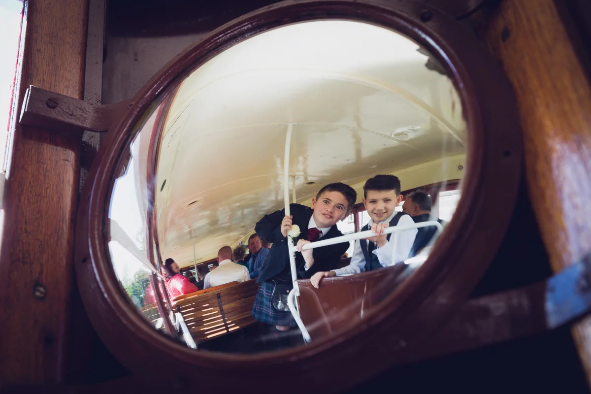 Dunfirmline-wedding-photos-Garvock-city-chambers-9.jpg