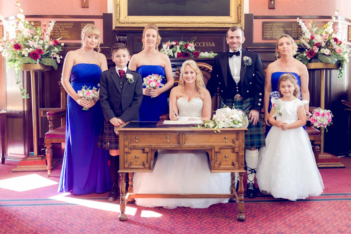 Dunfirmline-wedding-photos-Garvock-city-chambers-24.jpg