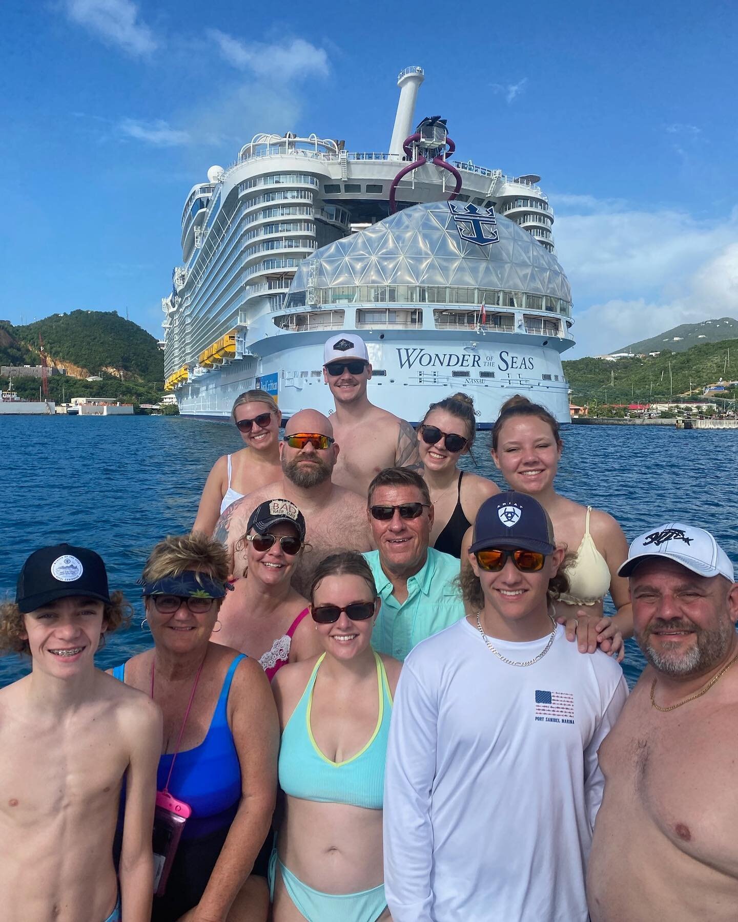 Had a great time with our cruise ships guests from Norwegian of the seas 
Alibi Boat Charters 

.
#virginislands #stjohn #stthomas#stjohn#BVI#beaches#disney#cruise#beachlife #kiteboarding #yoga #charterboats #boatrentalas #freediving #adventurelife #