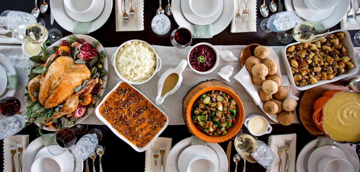 Thanksgiving table