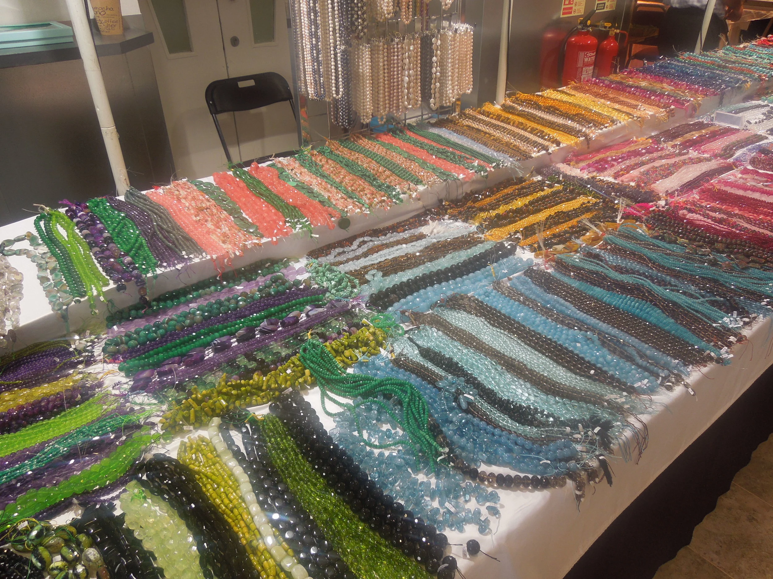 2012_Rock_Gem_n_Bead_Show_63.jpg