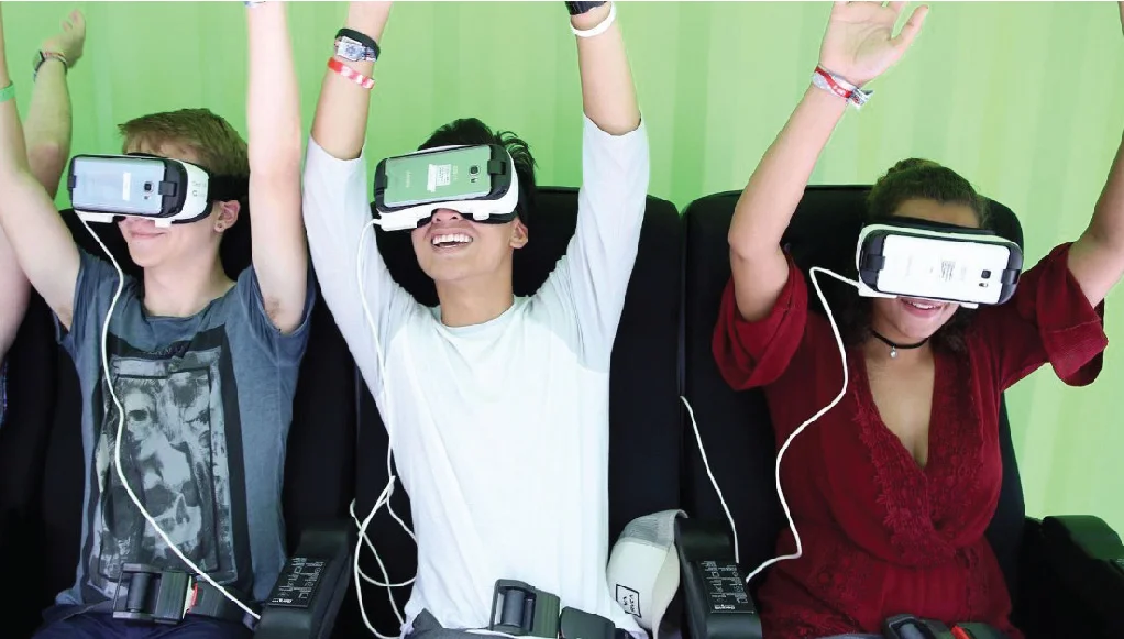 Hero_Kids Wearing VR Glasses_Title_150-01.jpg