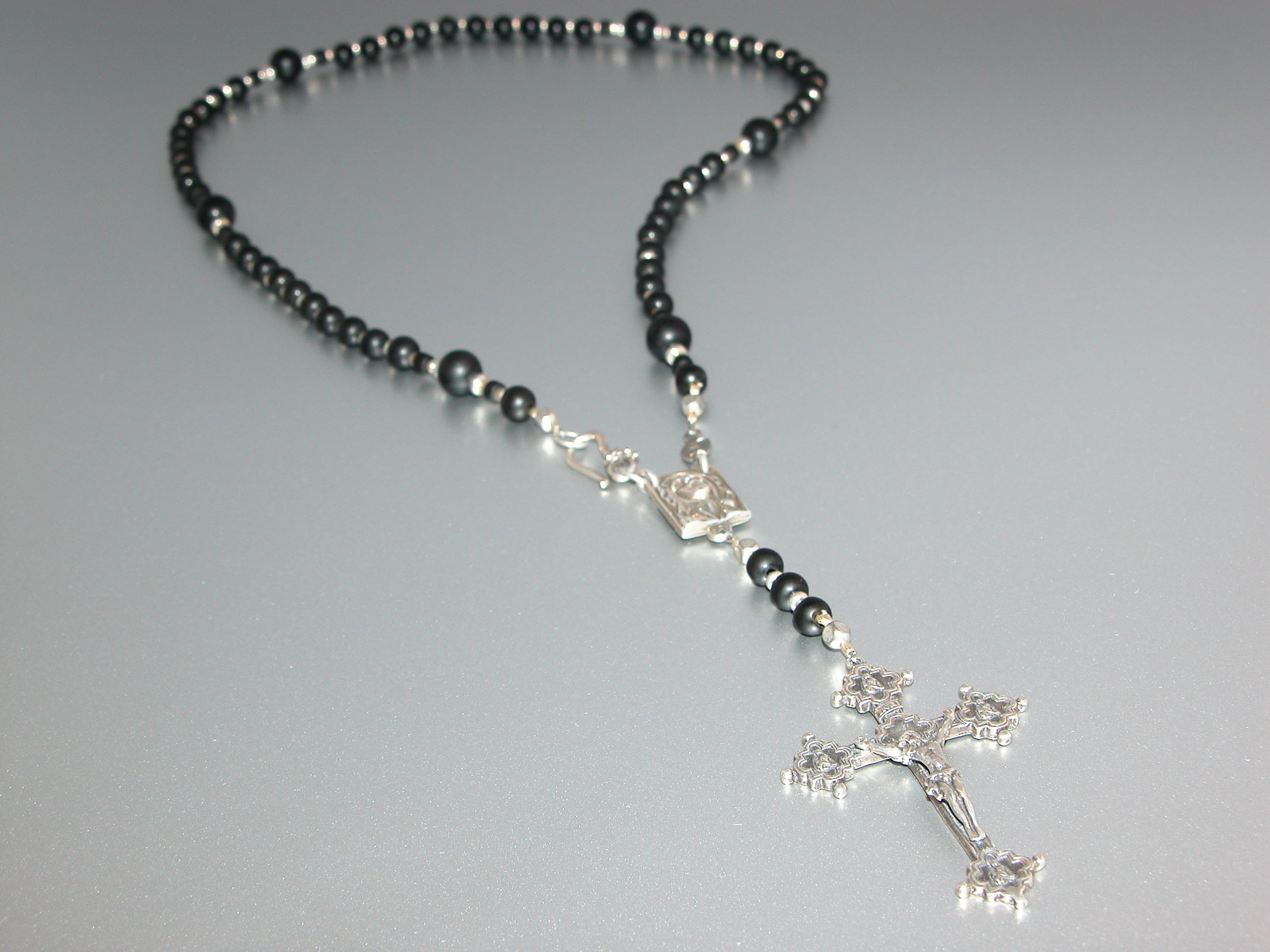 Gothic Rosary Necklace - Gothic Prayer Beads, Pentagram Necklace, Beaded  Trad Goth Necklace, Gothic Cross Necklace