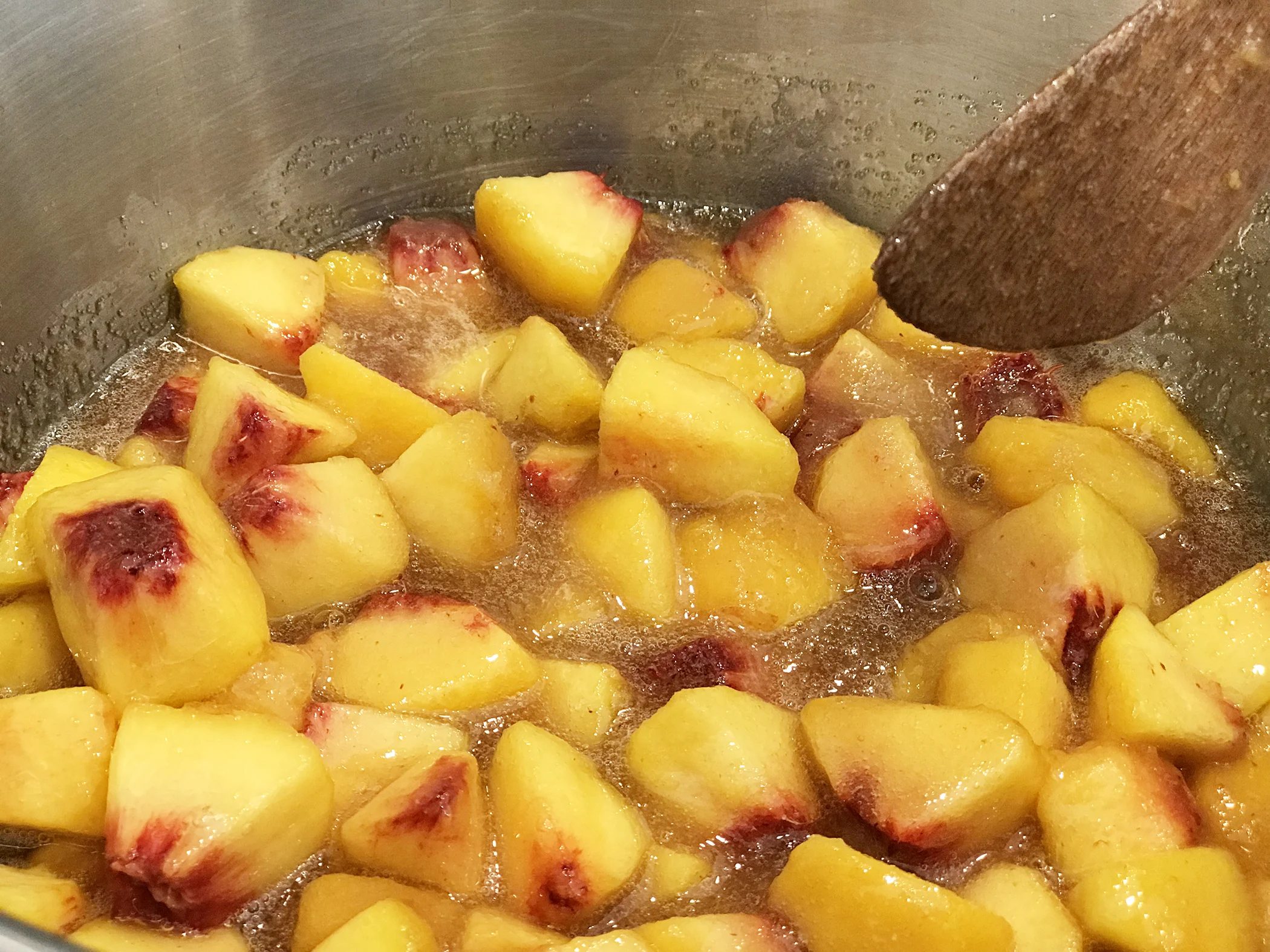 peachesinpot.jpg