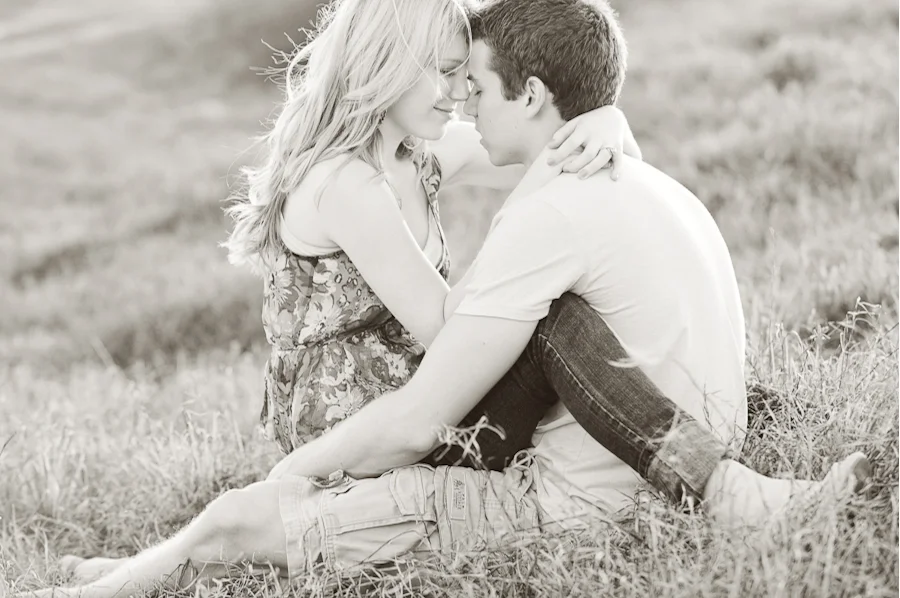 wpid5726-Loyce-Harpe-Park-Engagment-Photography-19.jpg