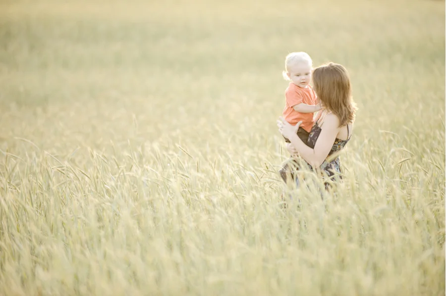 Florida Wheat Field Family Portrait Photography