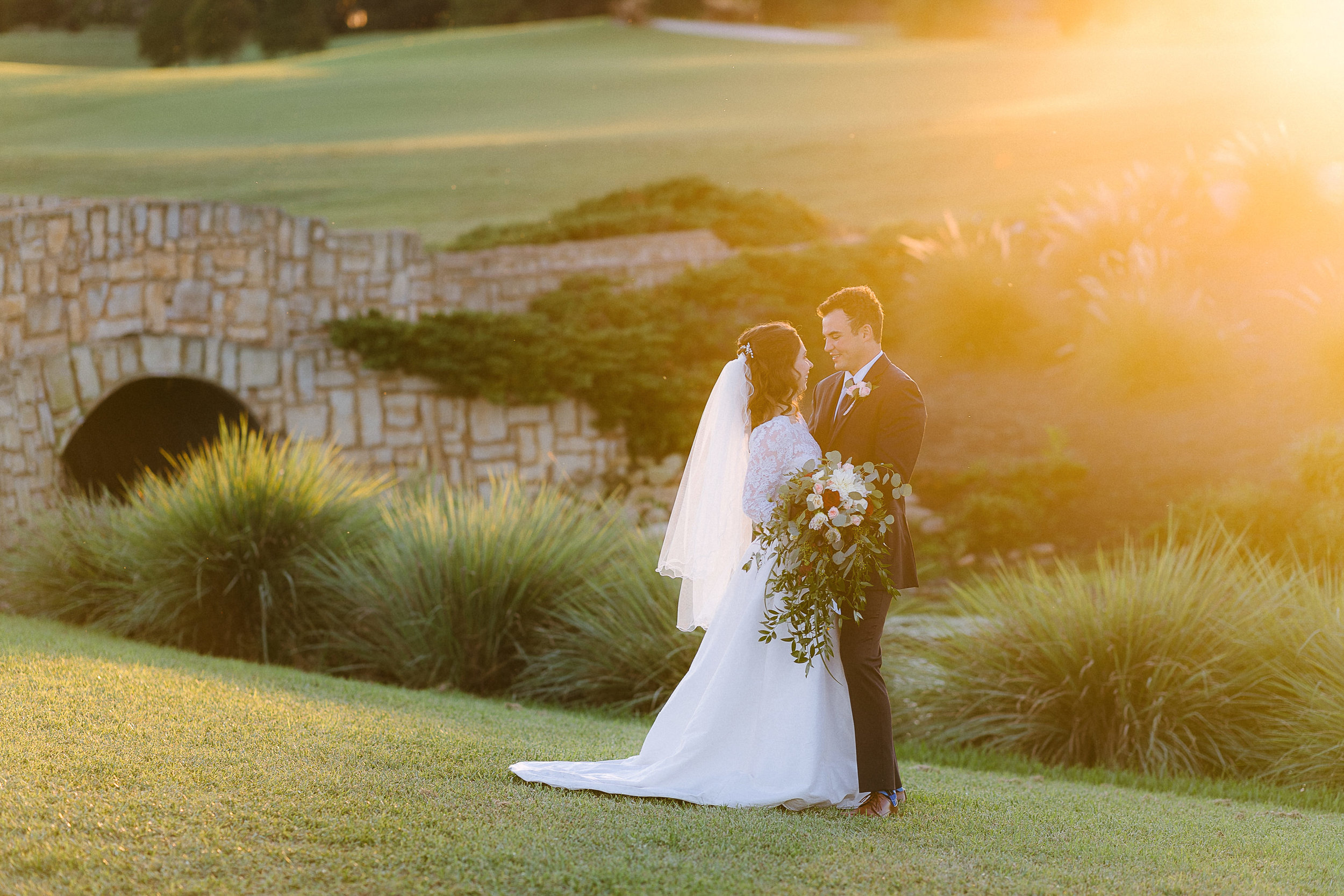 Royal Crest Wedding Orlando Florida by Sunglow Photography