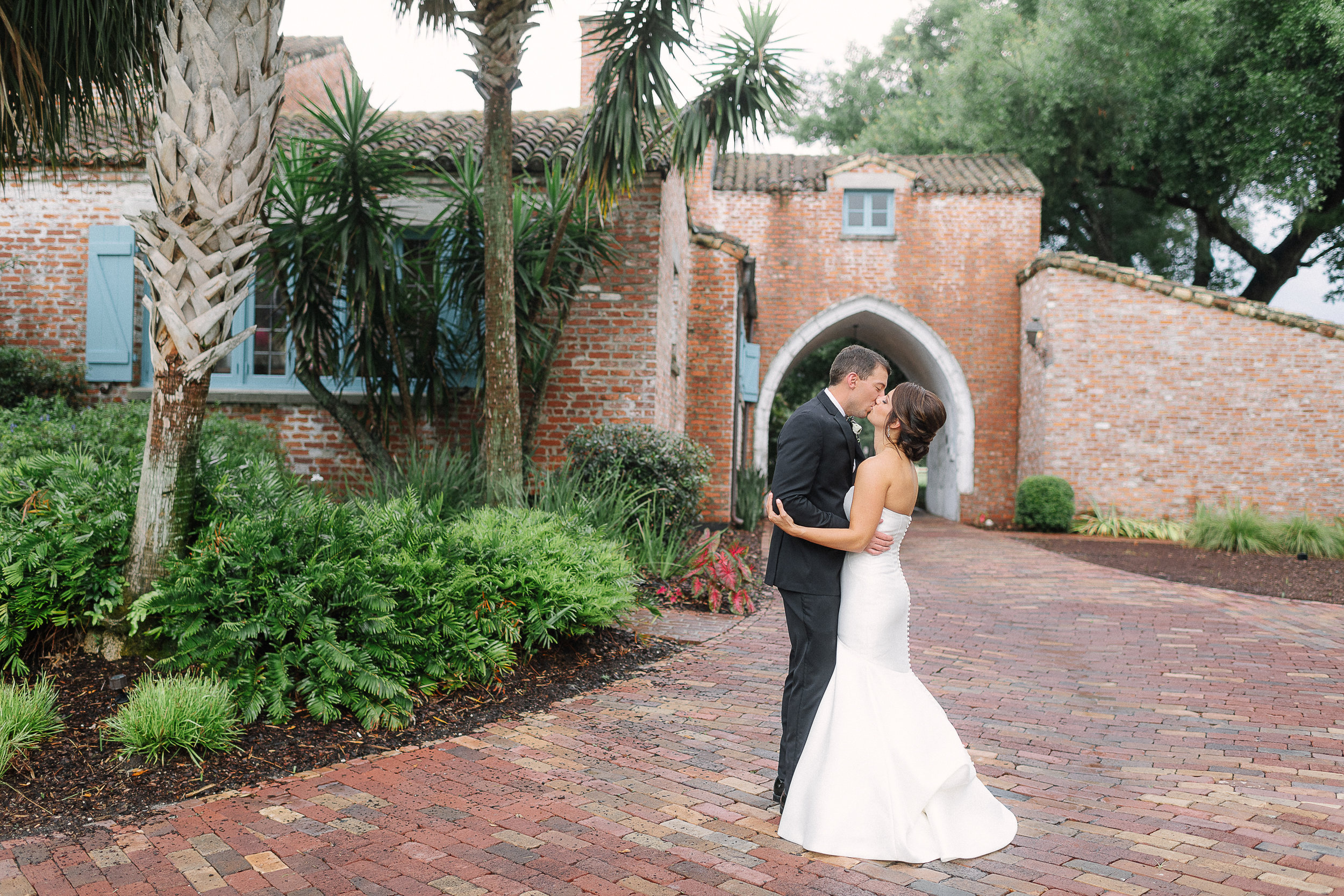 Timeless Wedding at Casa Feliz in Winter Park Florida by Sunglow
