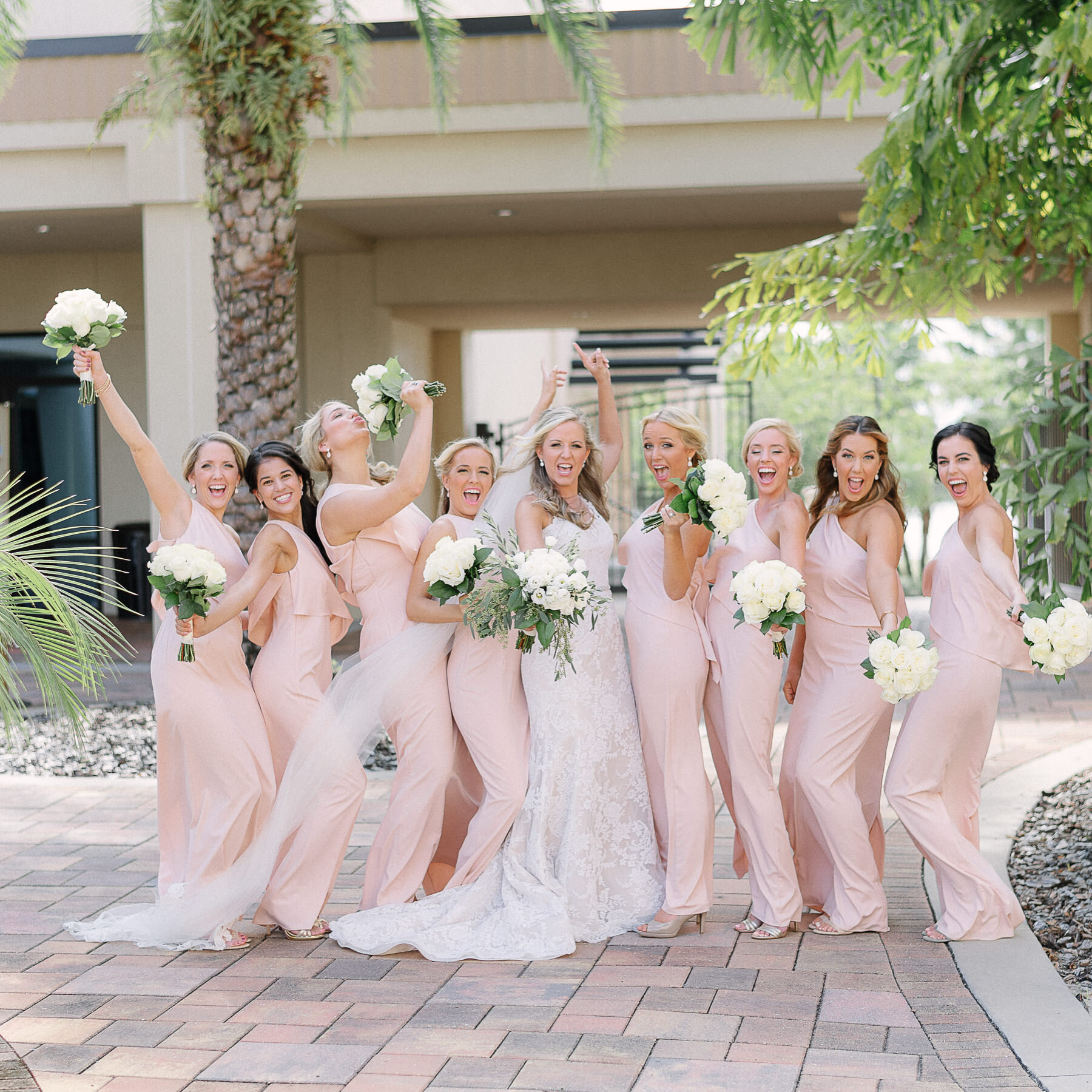 Sunglow Photography Elegant Timeless Florida Wedding at the Lake