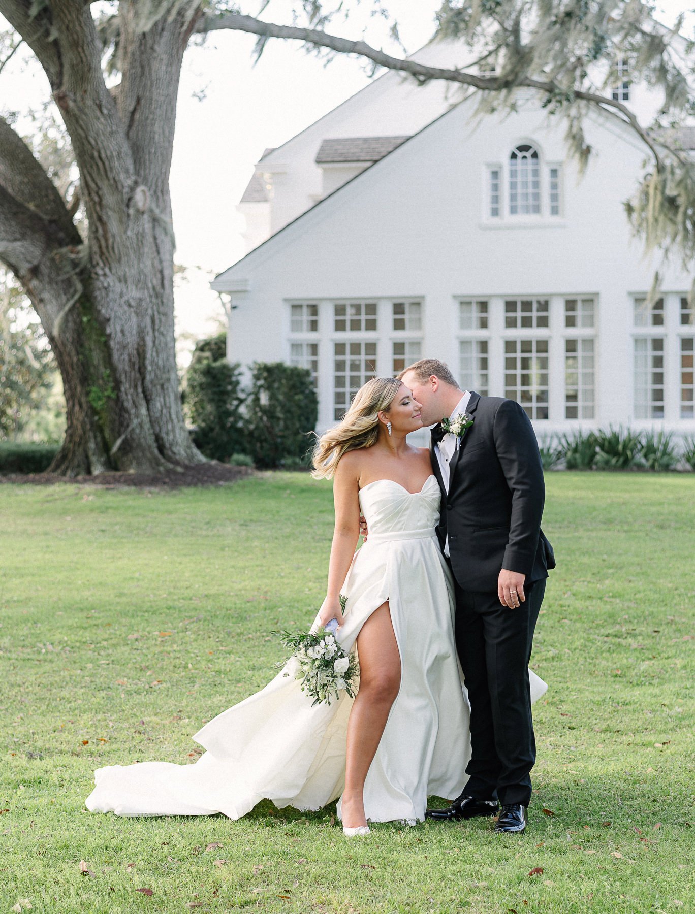  Sunglow Photography, Adams Estate, Top Florida Wedding Venue, Modern Emotional Wedding Photography 