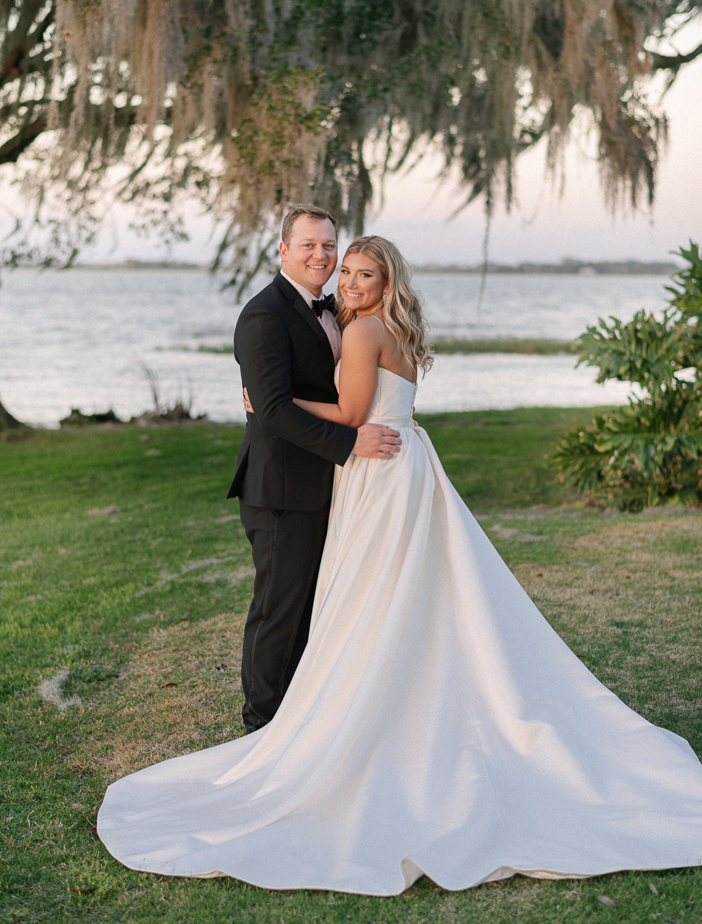  Sunglow Photography, Adams Estate, Top Florida Wedding Venue, Modern Emotional Wedding Photography 