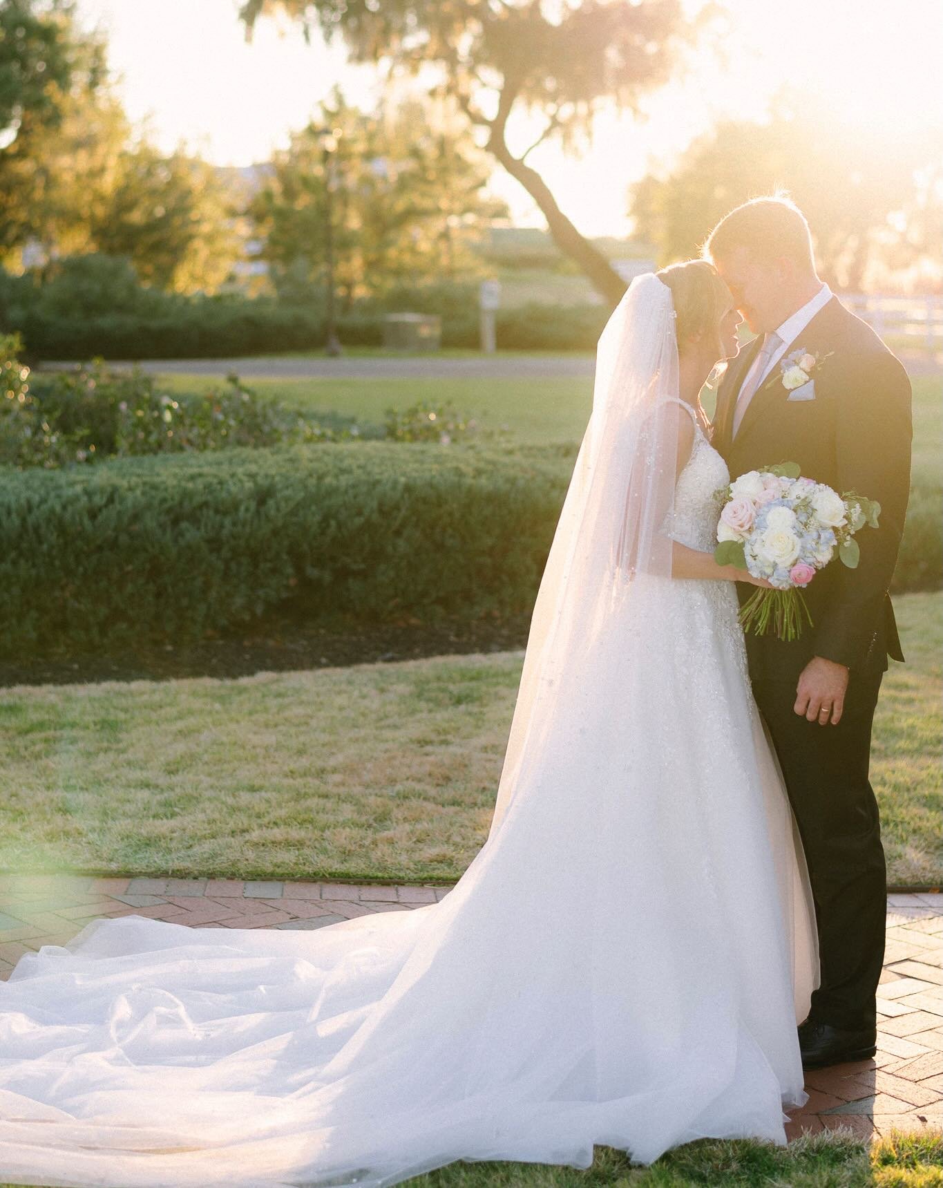 The Hawkinses | Feb. 8, 2026

Such a perfect day for a wonderful couple.

Thanks @adamsestate and @southernsweetheartevents for a flawless day!
