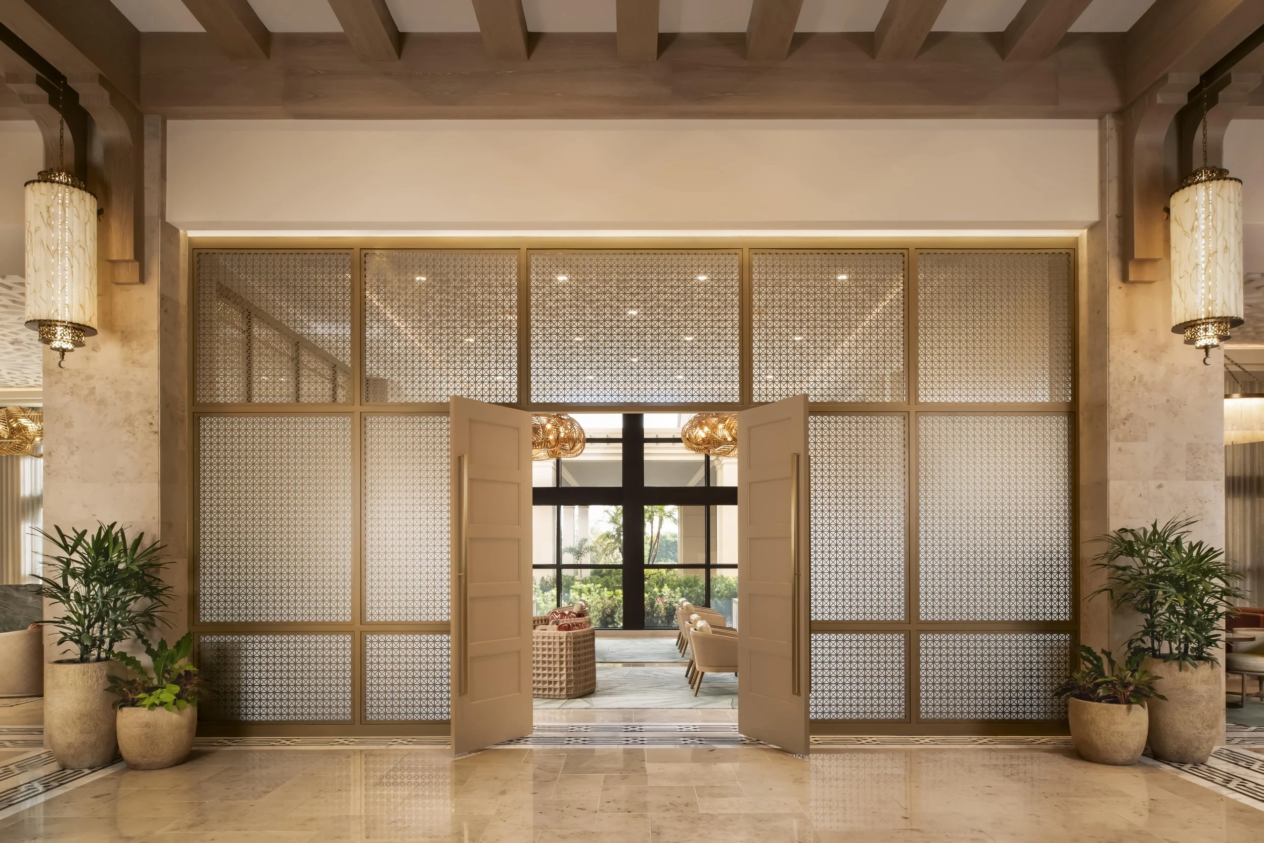 BLUR - Gaylord Palms Lobby Renovation - (3)-min.jpg