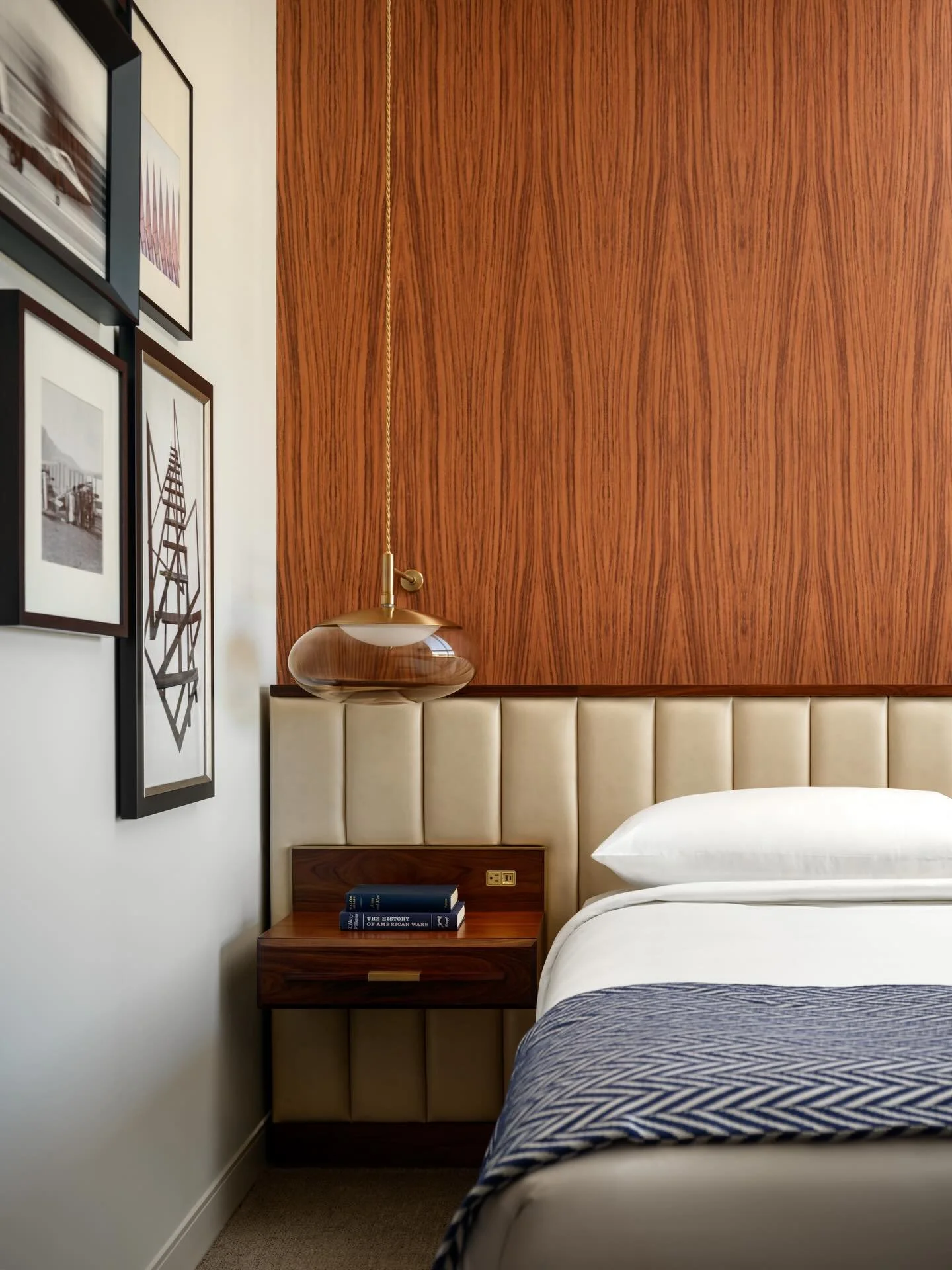 Check out the first glimpse into the recently completed @hotelpolaris_co guestroom! More shots to come 
📸: @brandon_barre