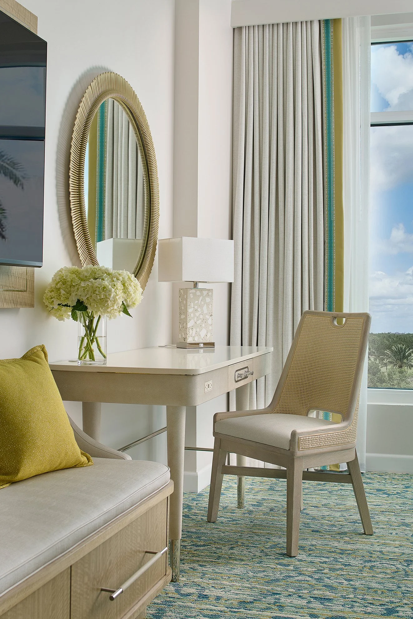 BLUR - Gaylord Palms (107).jpg