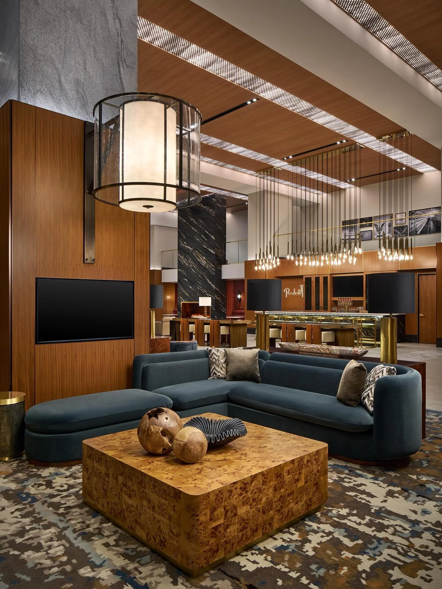 Drawing from the movement of the Potomac River, this lobby design pairs rich materials with a calm, layered palette to create a welcoming, connected entry experience.

📸: @gregpowers