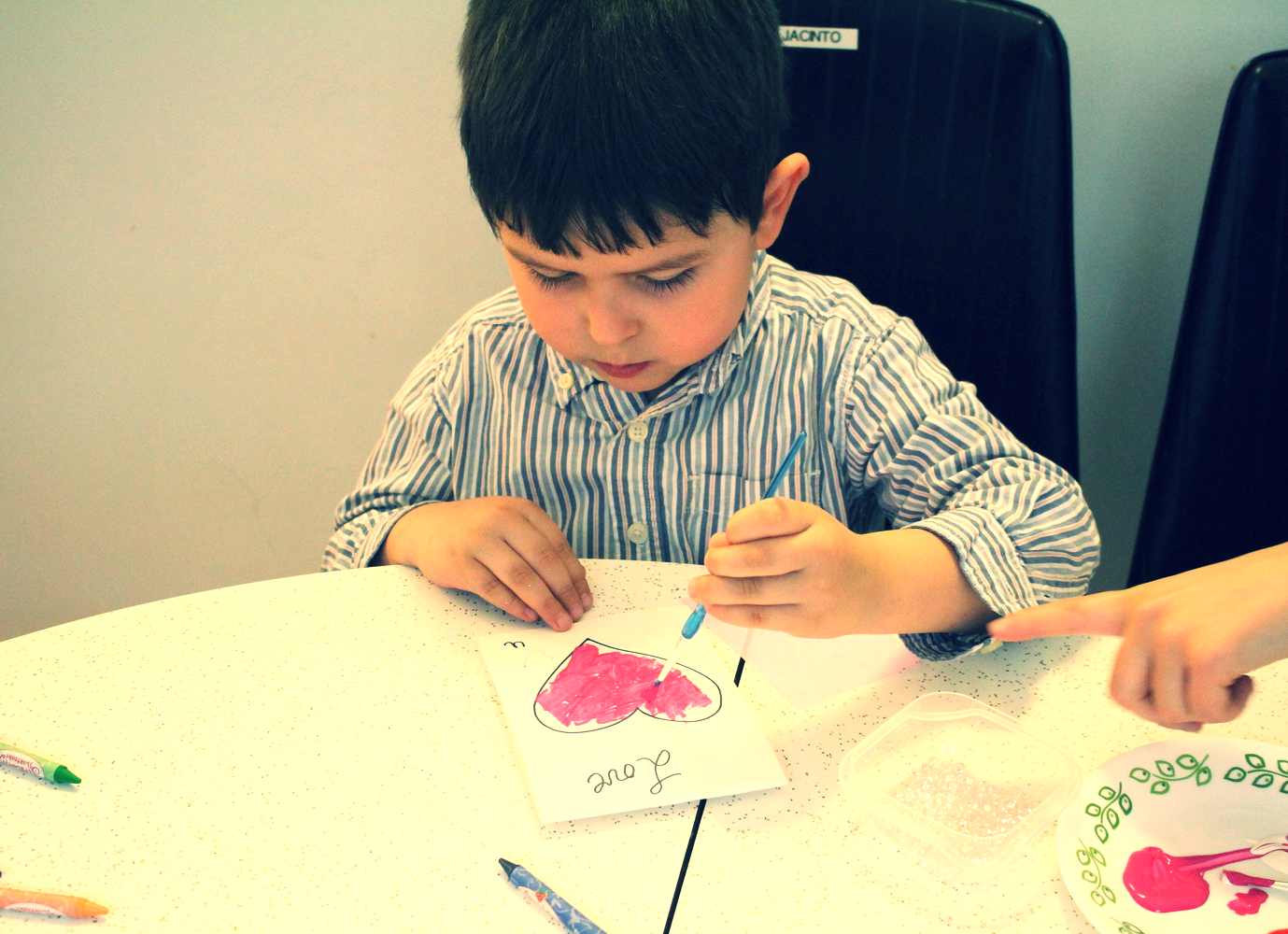 His intense focus is admirable=)