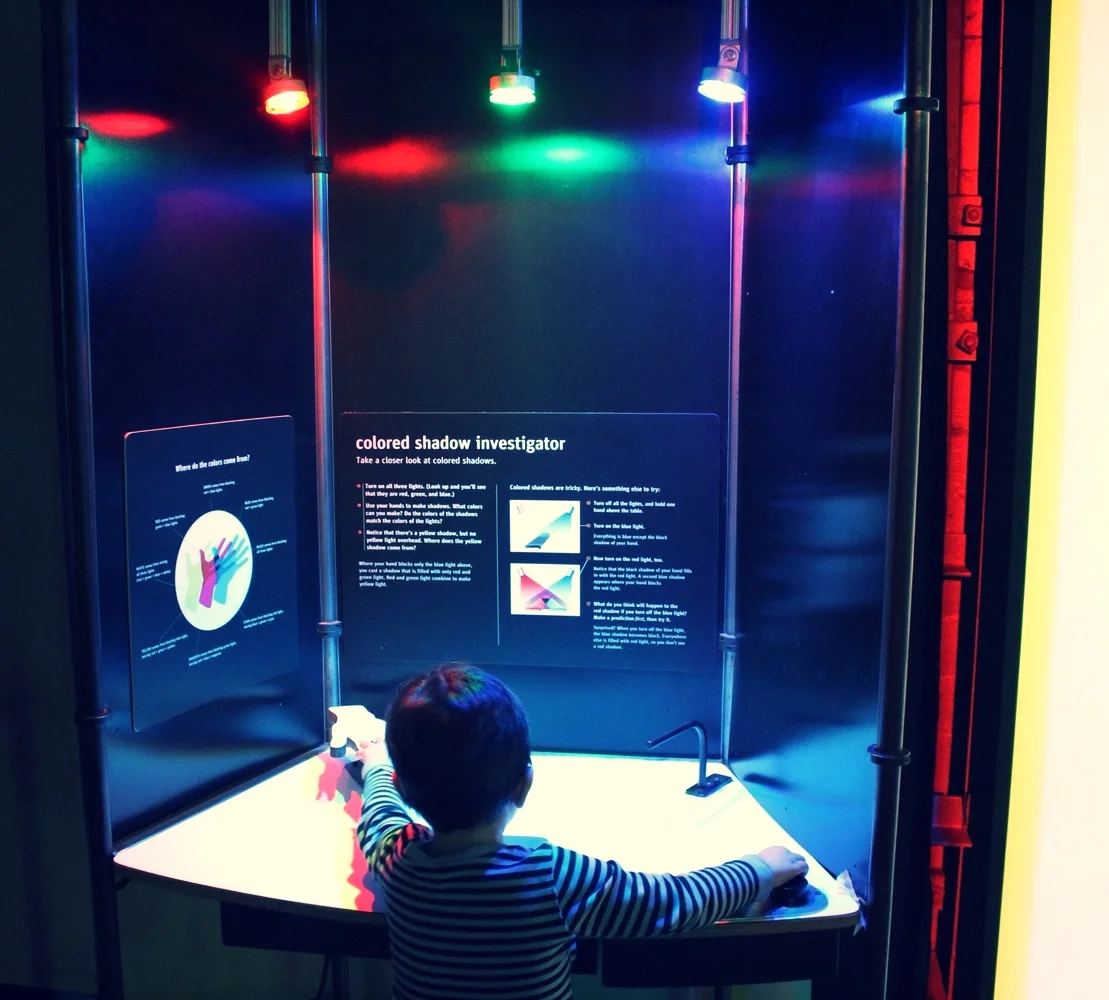 Cool lights, mami! (he said)