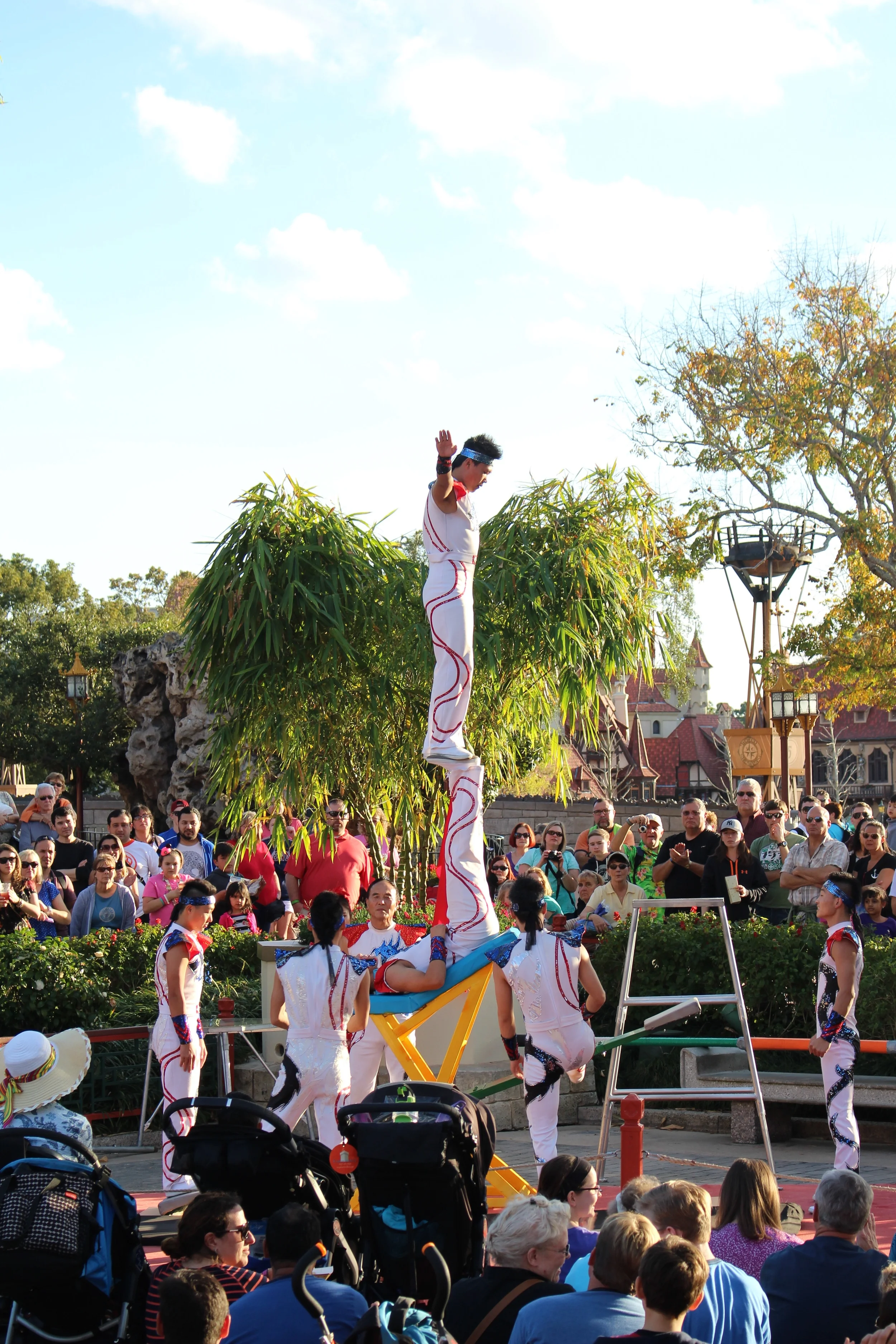 Chinese acrobatics, these guys are talented!