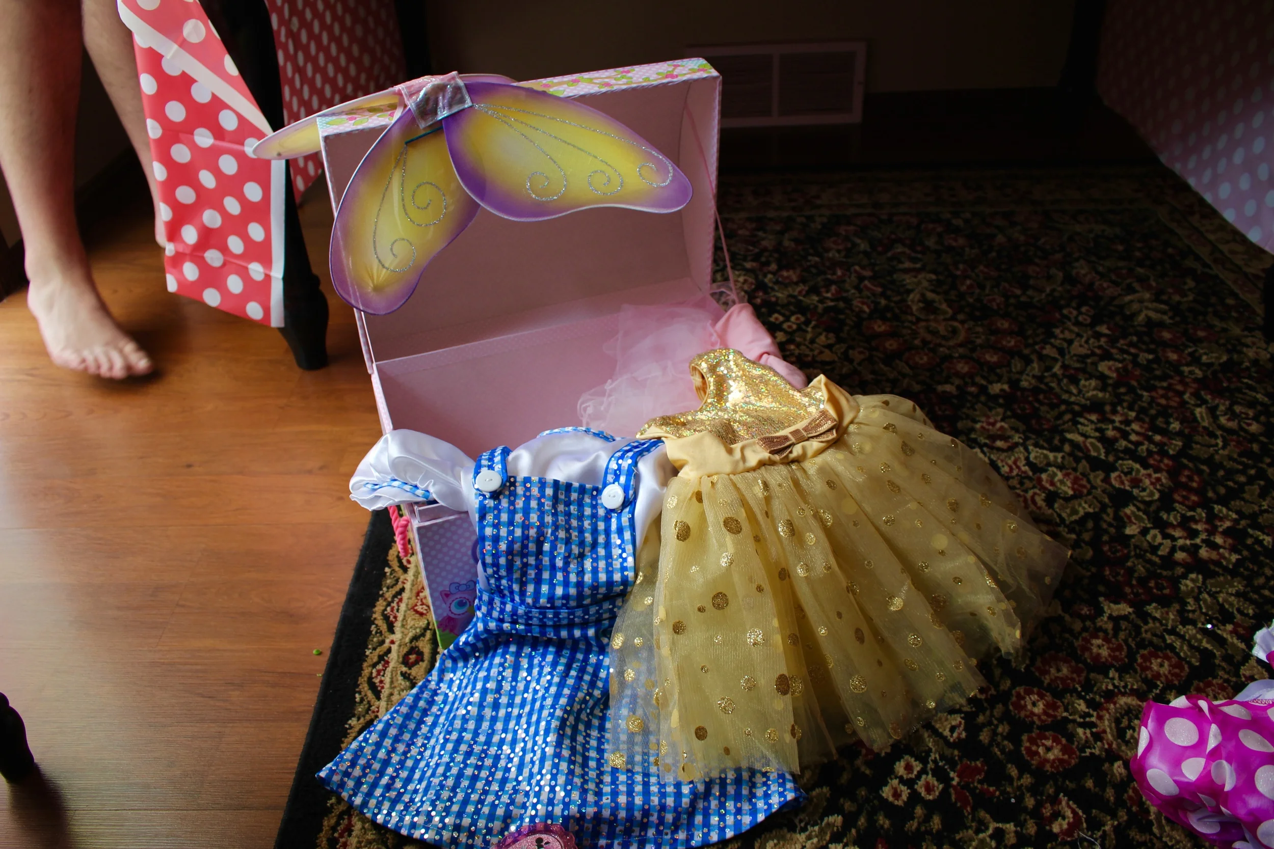 Ta da! amazing dresses=)