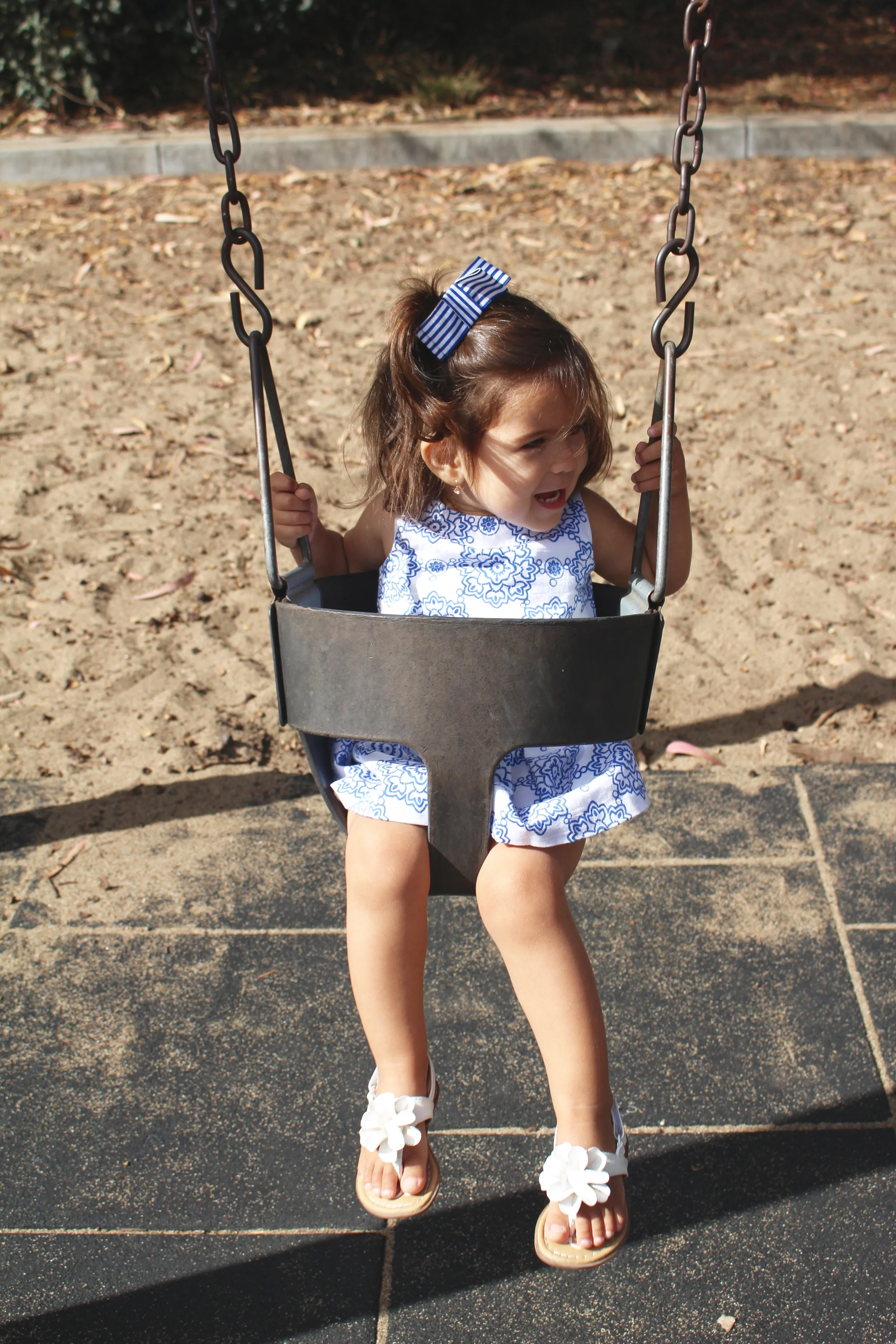 Loving that swing.