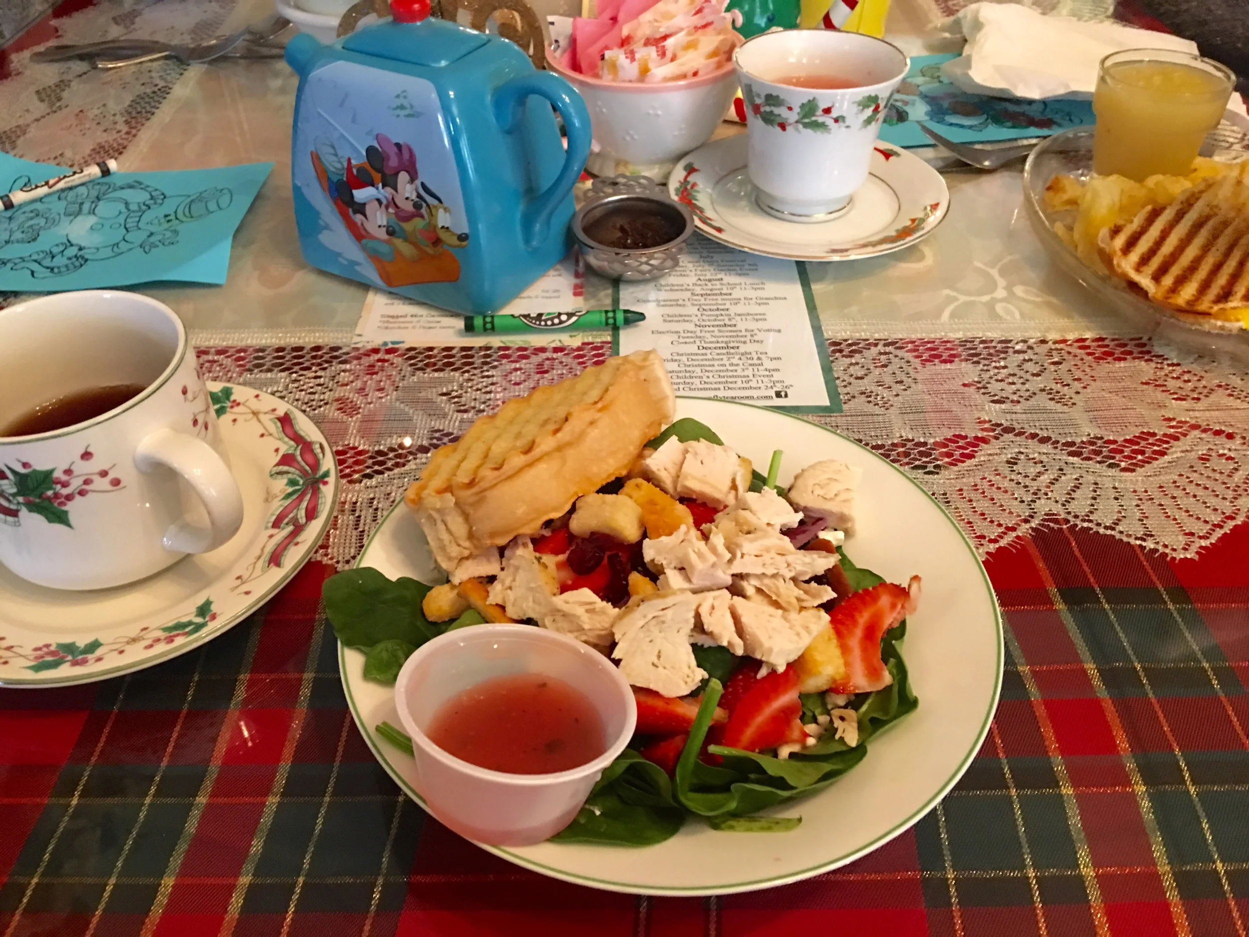 The sweetheart salad, soo good!