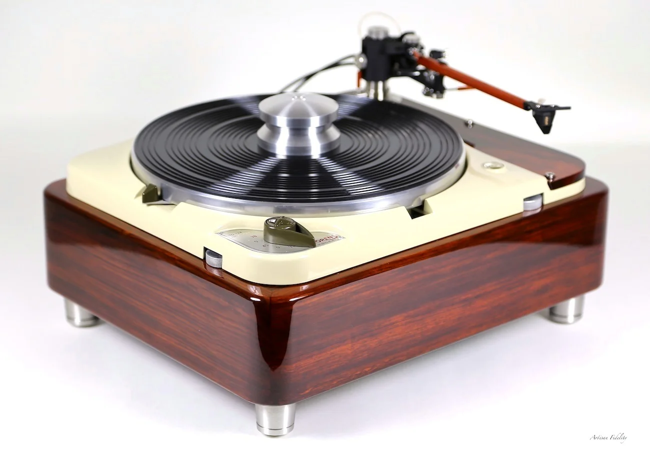 IMG_4901 1300 web .JPG