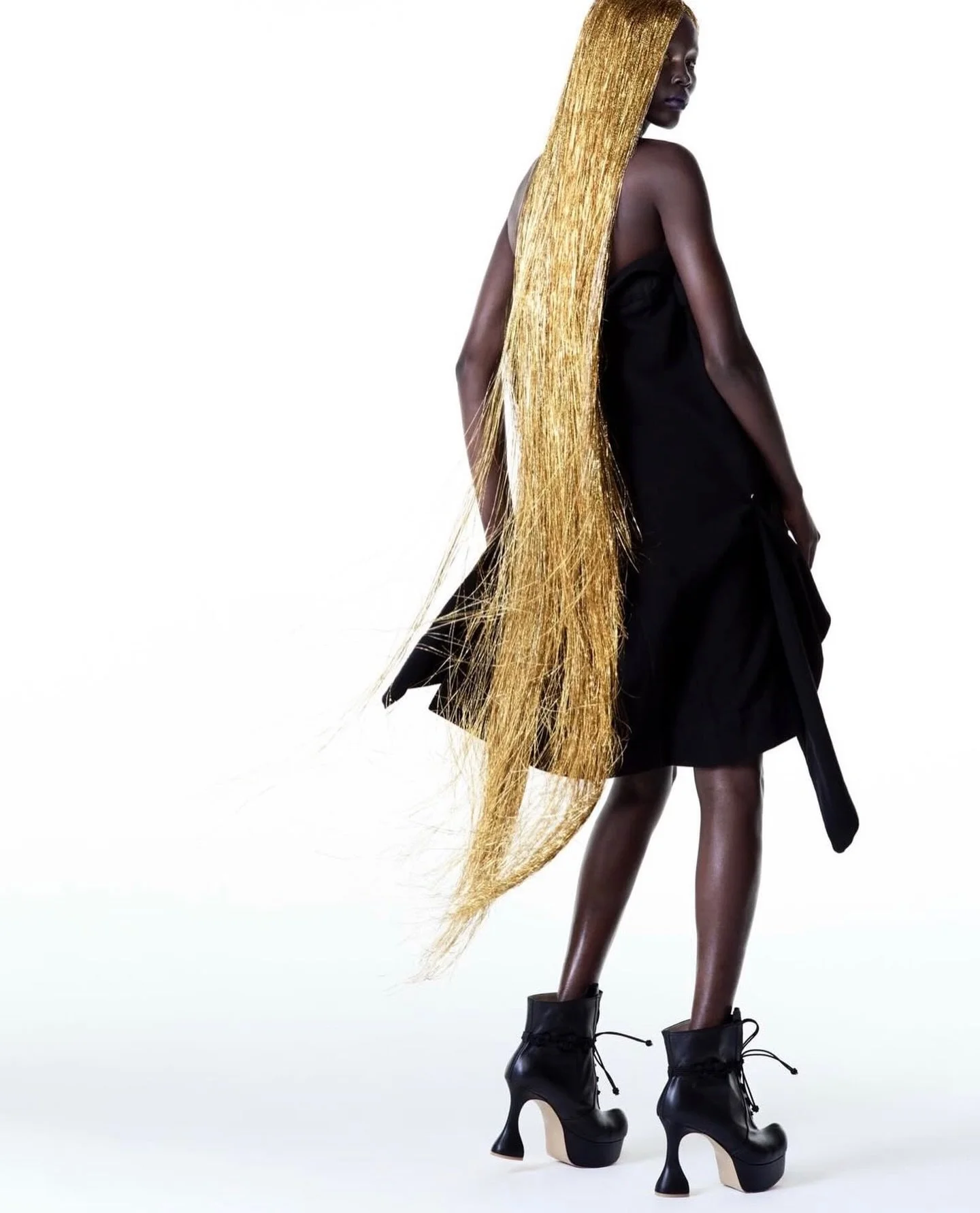 with @edreamag 🖤✨
Featuring ALINA Black.

-
PHOTOGRAPHER :  @hristohristovofficial
STYLIST :  @ceotoby
MODEL :  @abul_bless
CASTING :  omniastudios

HAIR LEAD  @johannacreebrownhair using @indolauk &amp; @oliviagarden_eu
HAIR ASSISTANTS :  @charlott