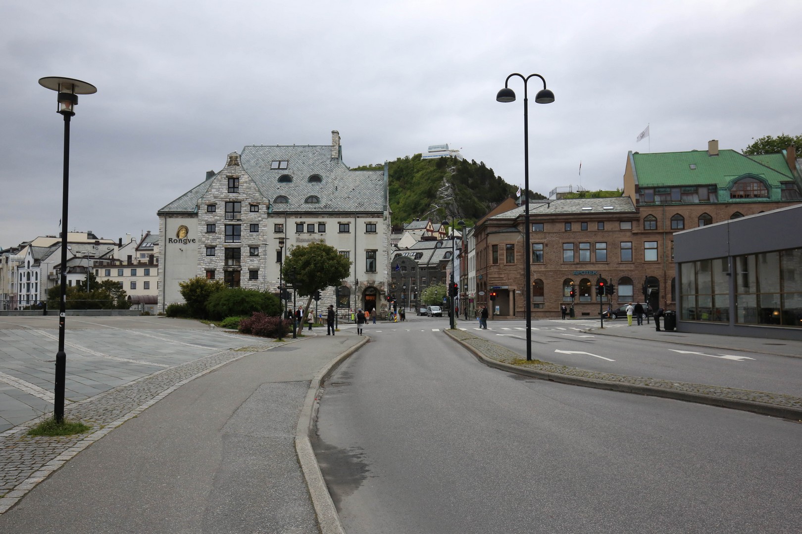 1506_Norway_0817_sm.jpg