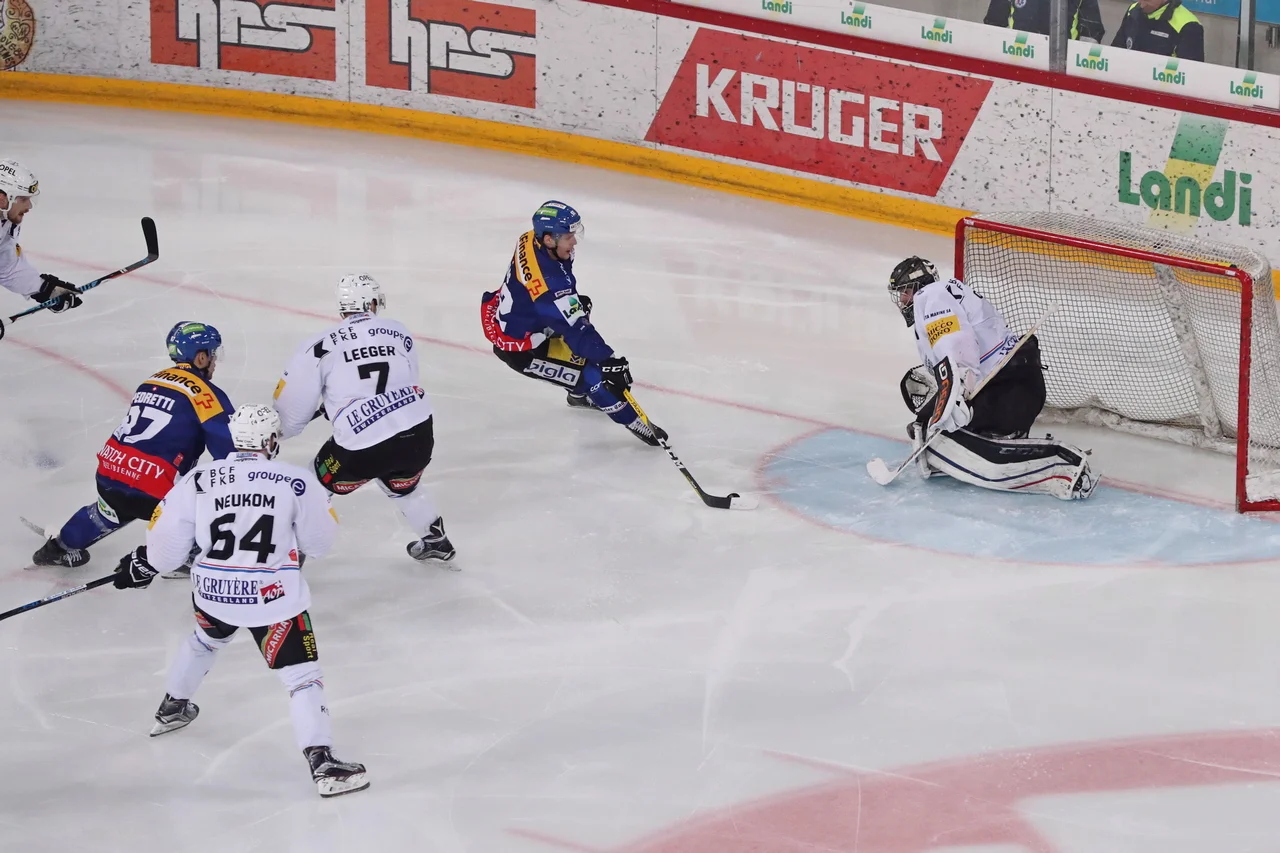G42_EHCB-HCFG_0426_c_sm.jpg