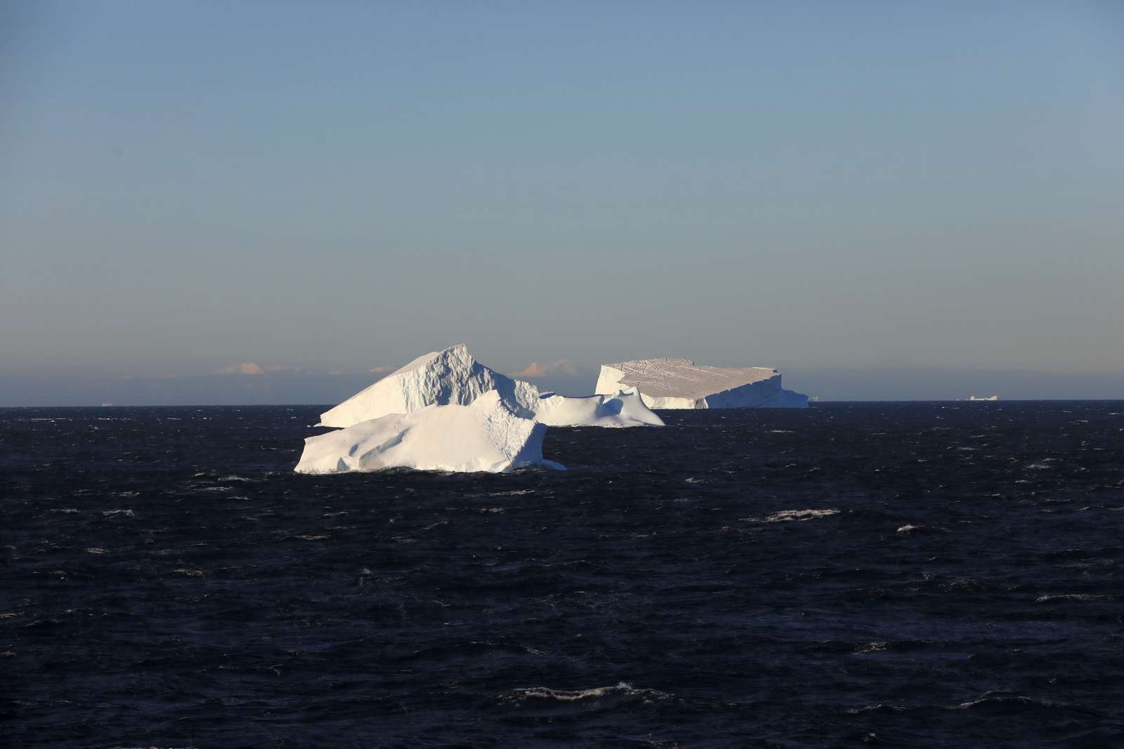 1702_Antarctique_01369_c_sm.jpg