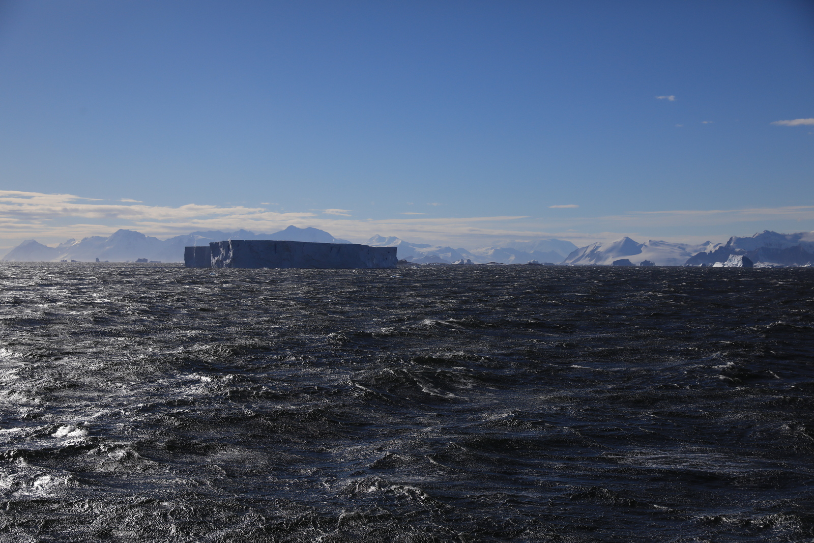 1702_Antarctique_02134_c_sm.jpg